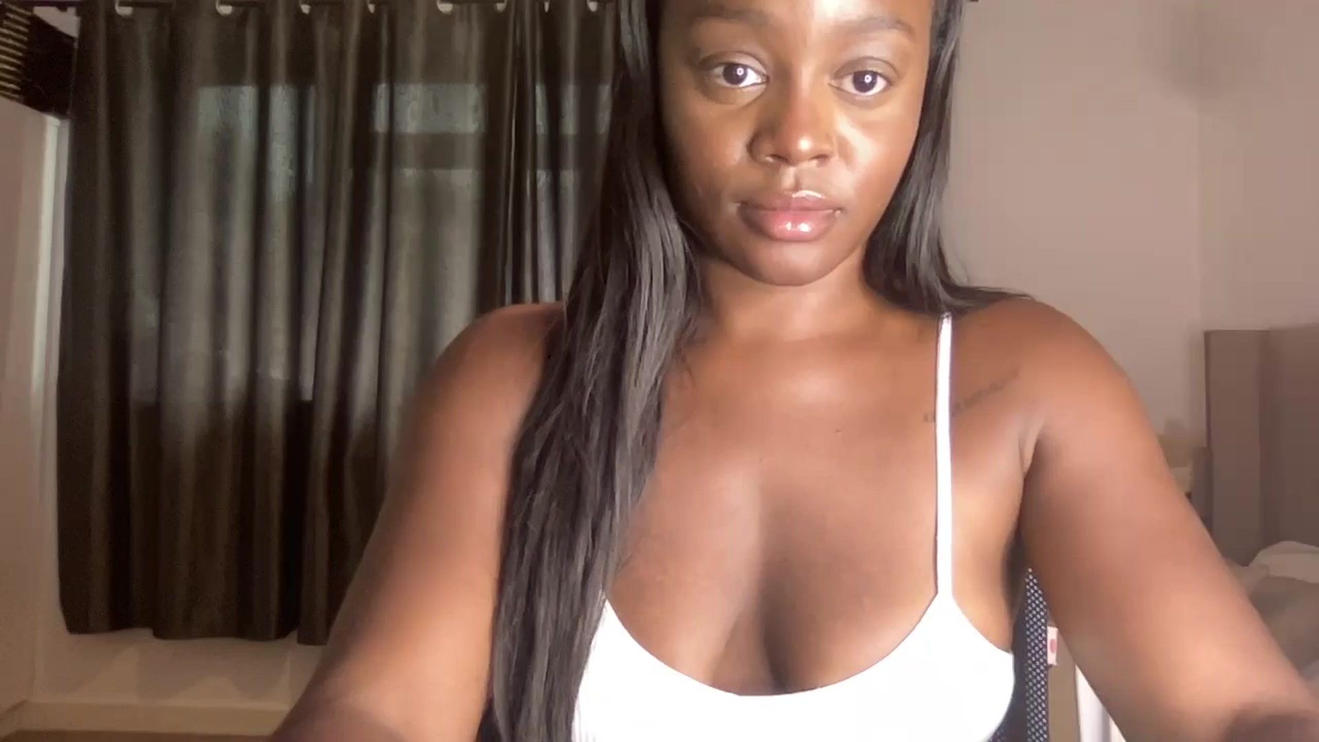 Gallery image thumbnail from SweetXEbony1's myfreecams stream on, 06/11/2024, 16:15 image 16 of 20