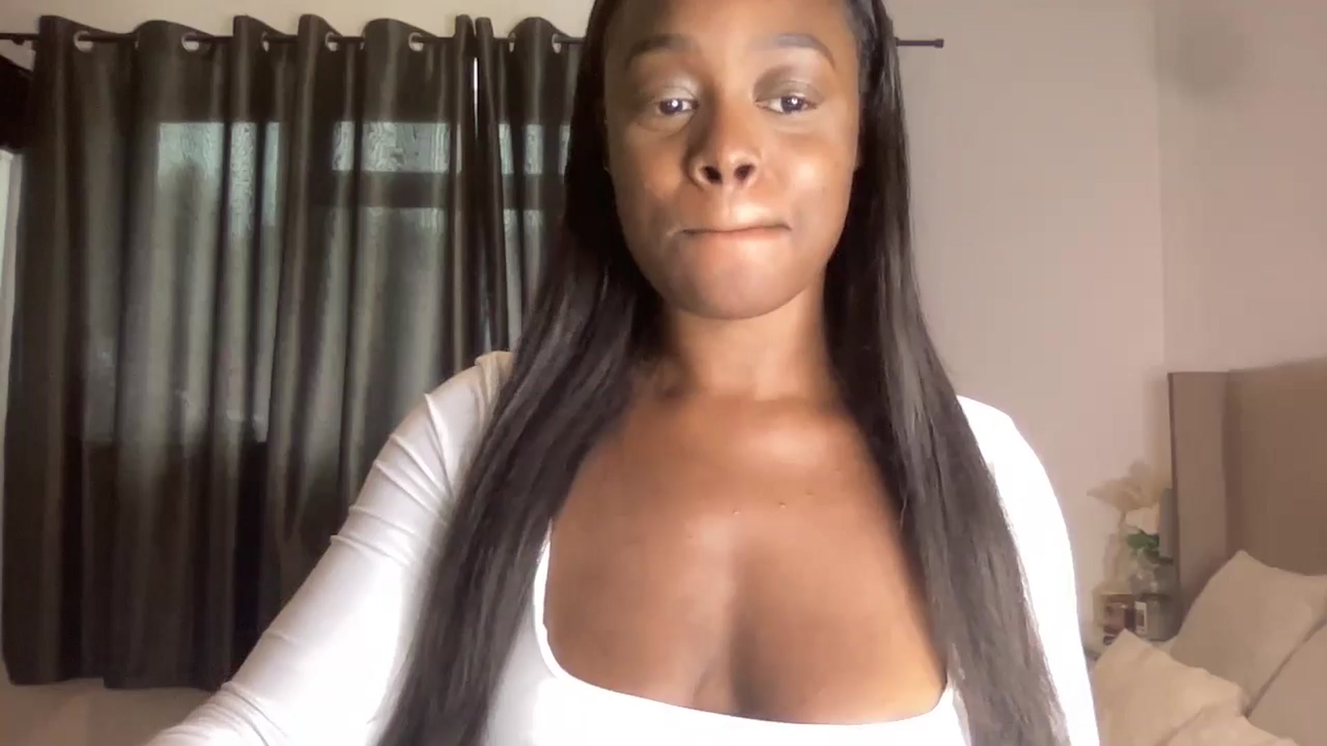 Gallery image thumbnail from SweetXEbony1's myfreecams stream on, 06/13/2024, 14:15 image 2 of 20