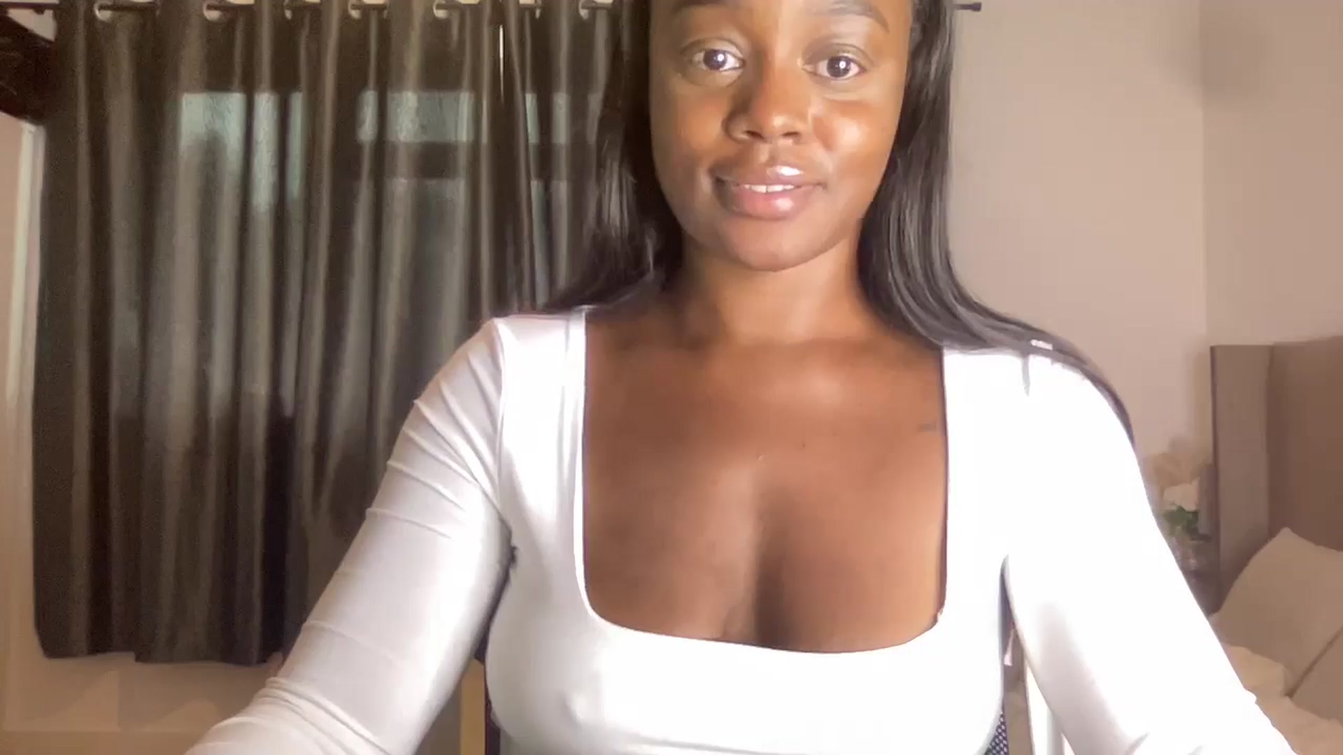 Gallery image thumbnail from SweetXEbony1's myfreecams stream on, 06/13/2024, 17:25 image 19 of 20