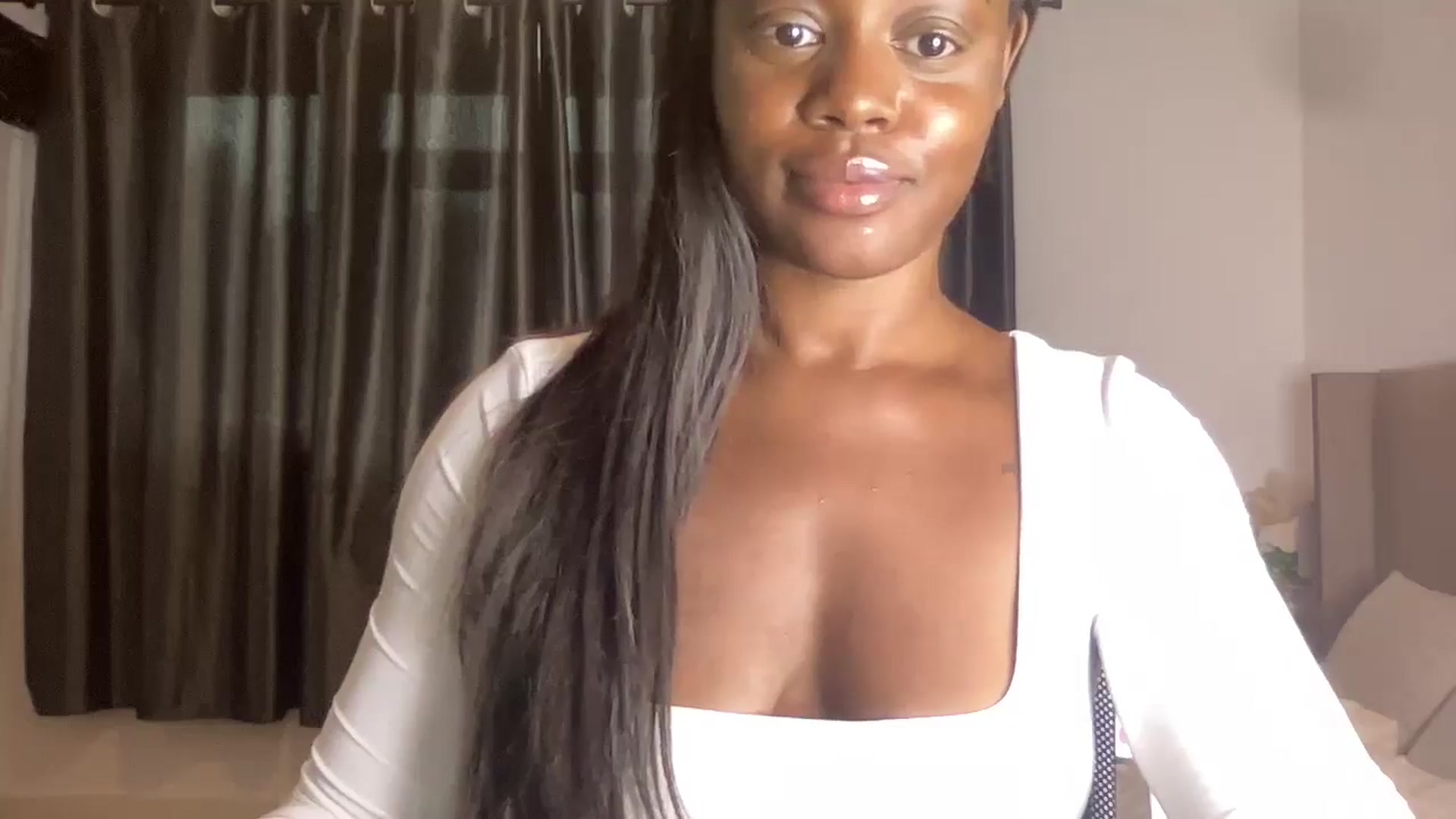 Gallery image thumbnail from SweetXEbony1's myfreecams stream on, 06/13/2024, 18:05 image 16 of 20