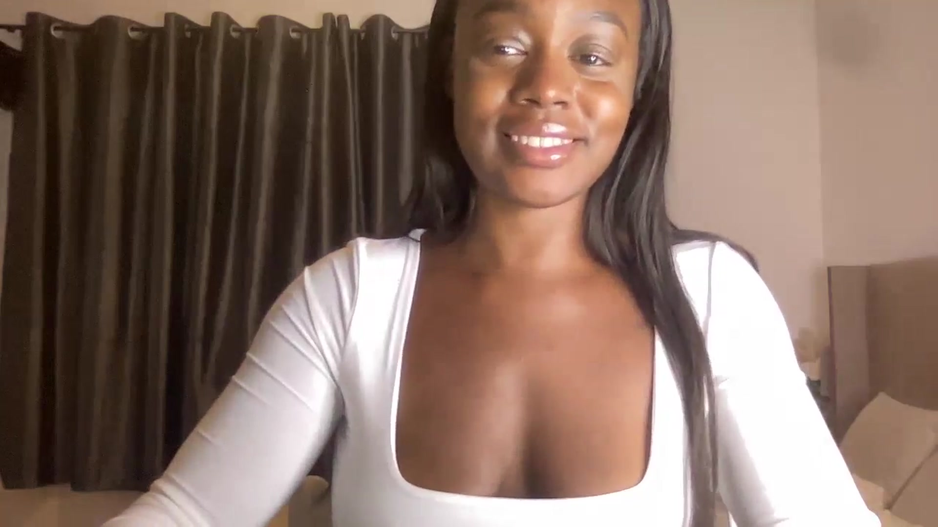 Gallery image thumbnail from SweetXEbony1's myfreecams stream on, 06/13/2024, 19:48 image 14 of 20
