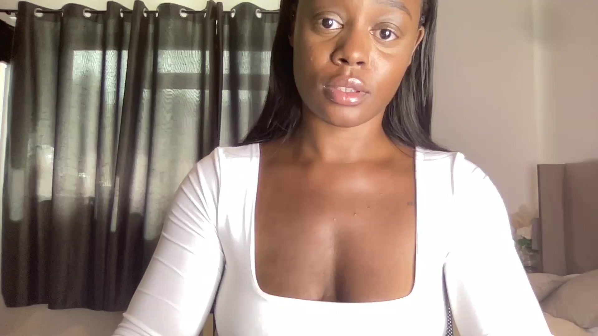 Gallery image thumbnail from SweetXEbony1's myfreecams stream on, 06/14/2024, 14:54 image 19 of 20