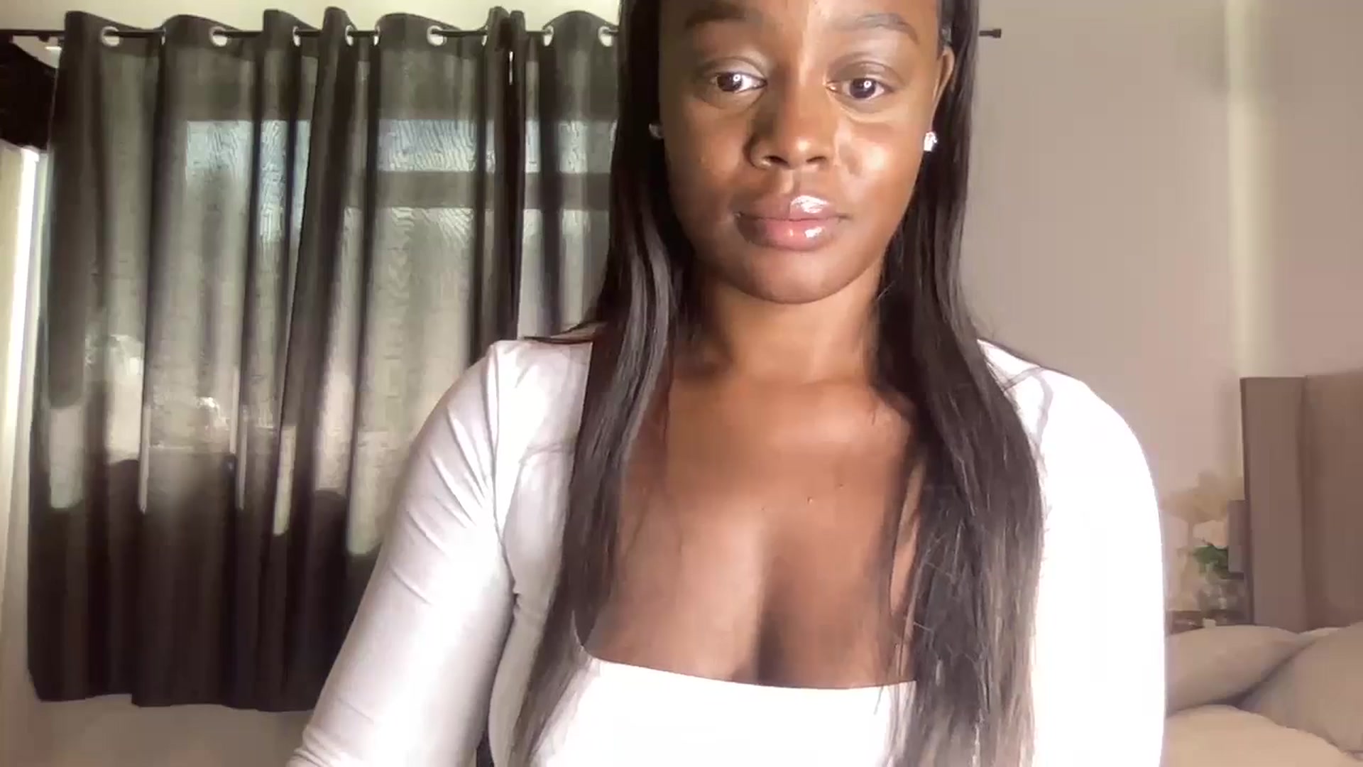 Gallery image thumbnail from SweetXEbony1's myfreecams stream on, 06/14/2024, 14:54 image 10 of 20