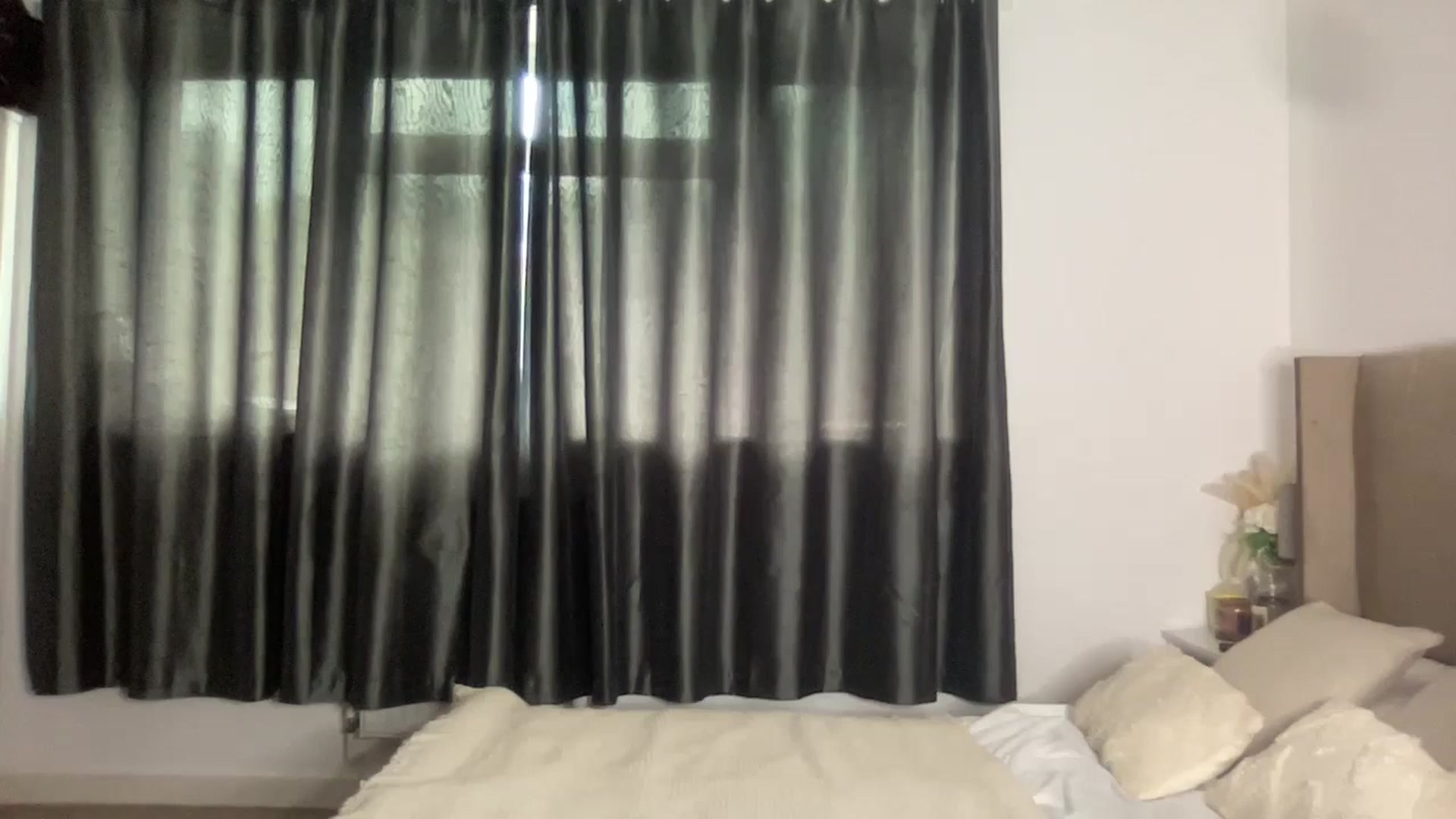 Gallery image thumbnail from SweetXEbony1's myfreecams stream on, 07/02/2024, 15:34 image 18 of 20