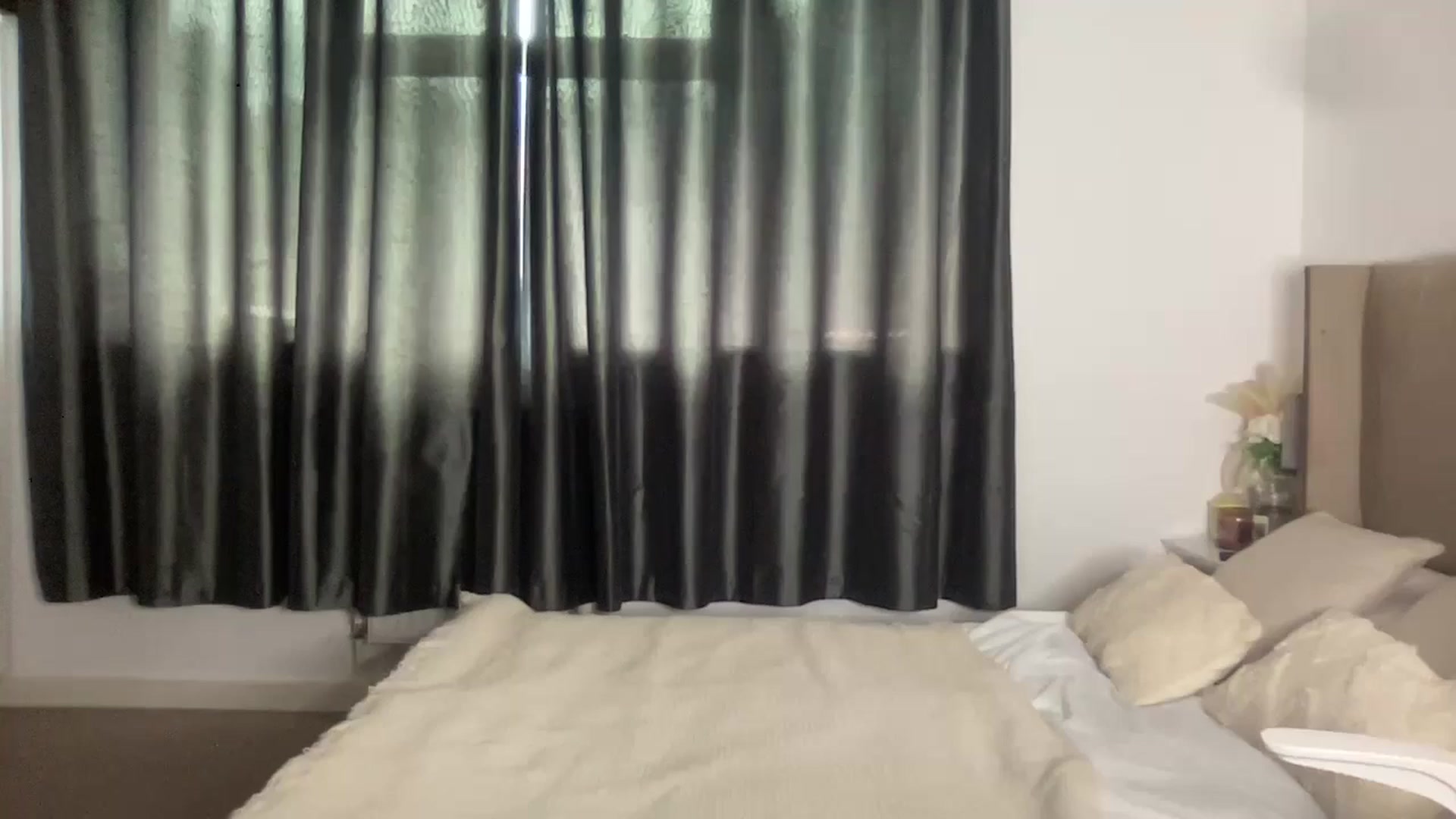 Gallery image thumbnail from SweetXEbony1's myfreecams stream on, 07/02/2024, 15:34 image 17 of 20