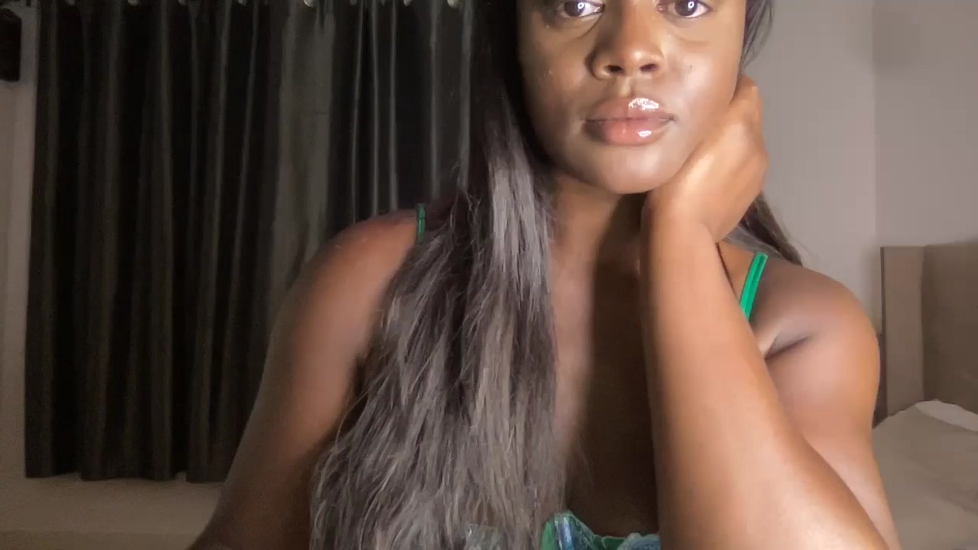 Gallery image thumbnail from SweetXEbony1's myfreecams stream on, 07/24/2024, 01:48 image 11 of 20