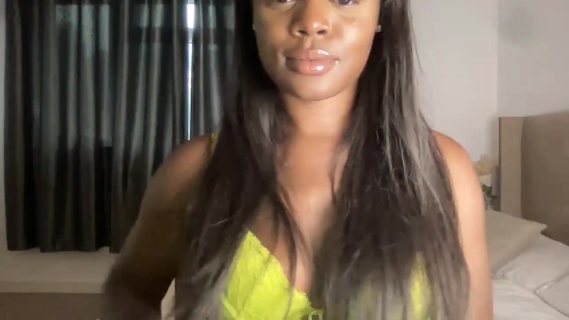 Gallery image thumbnail from SweetXEbony1's myfreecams stream on, 08/08/2024, 17:02 image 10 of 20