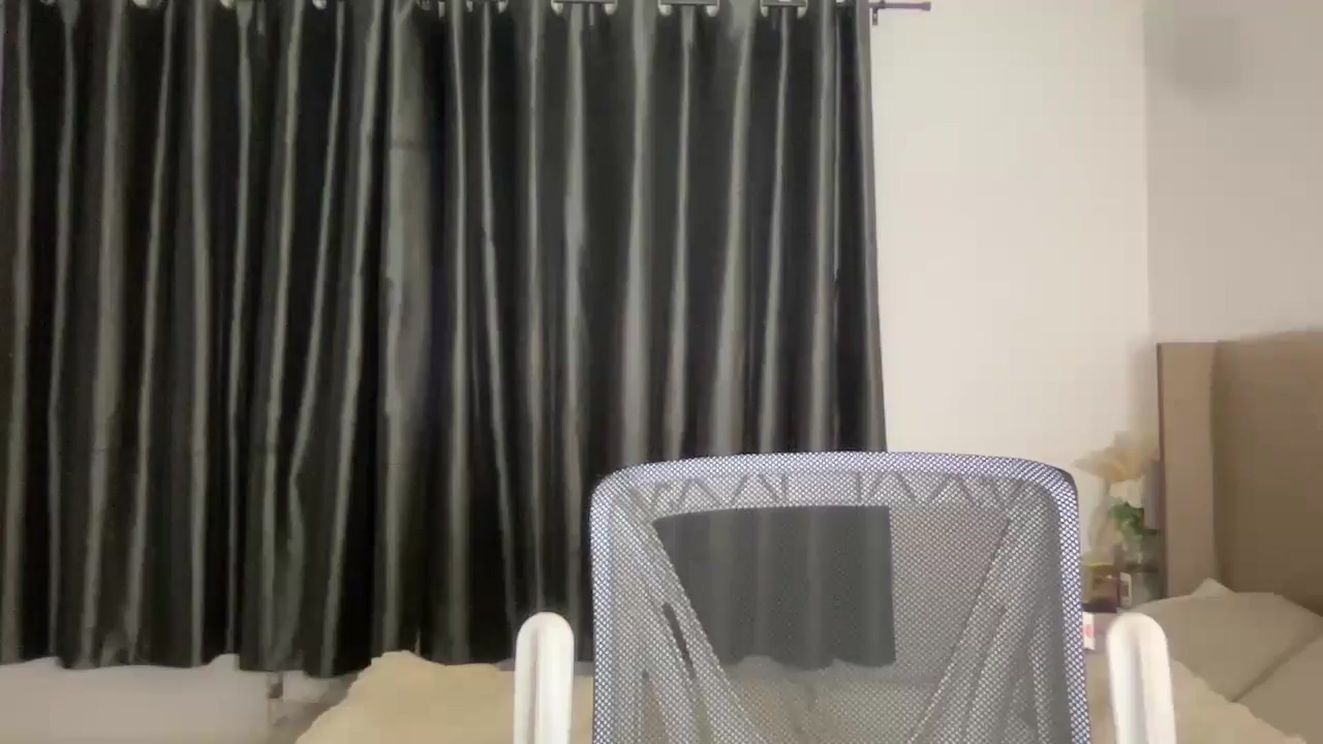 Gallery image thumbnail from SweetXEbony1's myfreecams stream on, 08/13/2024, 22:44 image 17 of 20