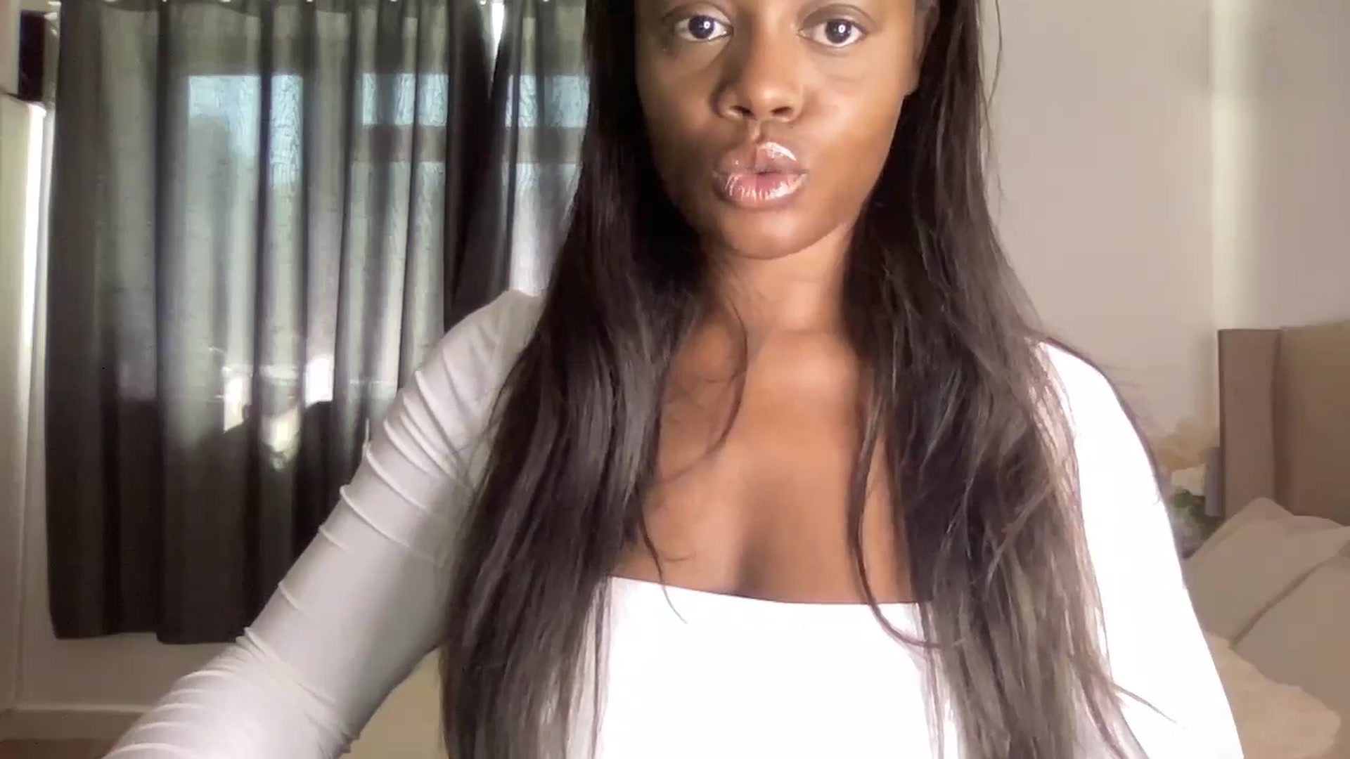 Gallery image thumbnail from SweetXEbony1's myfreecams stream on, 08/20/2024, 11:58 image 18 of 20