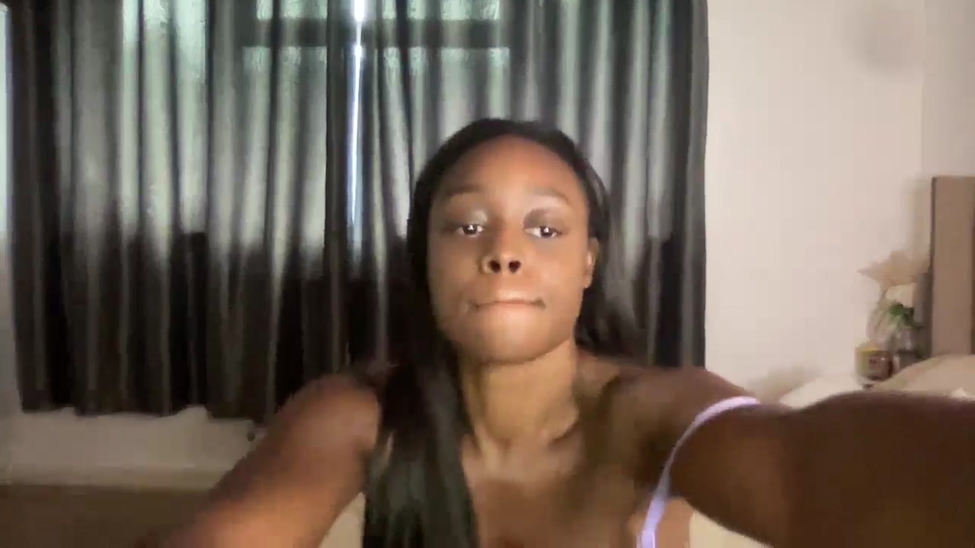 Gallery image thumbnail from SweetXEbony1's myfreecams stream on, 08/27/2024, 12:05 image 13 of 20