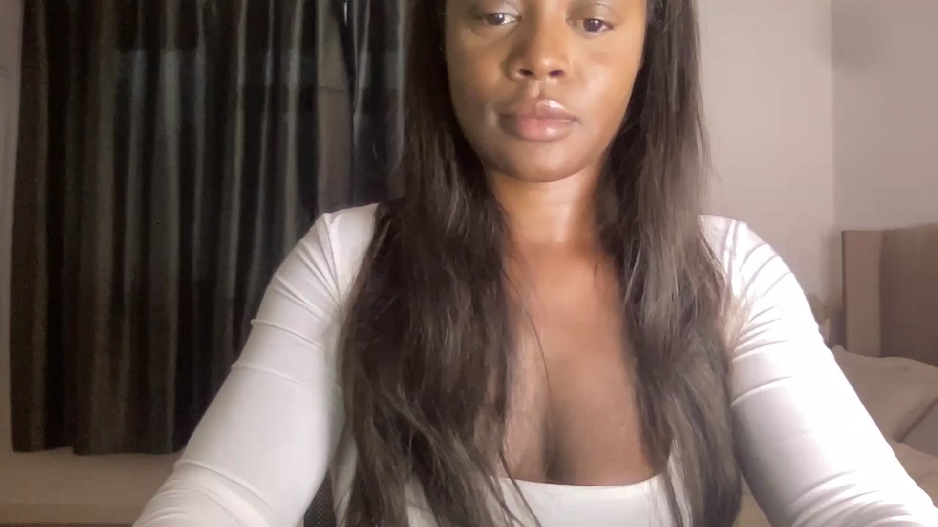 Gallery image thumbnail from SweetXEbony1's myfreecams stream on, 09/23/2024, 06:57 image 18 of 20