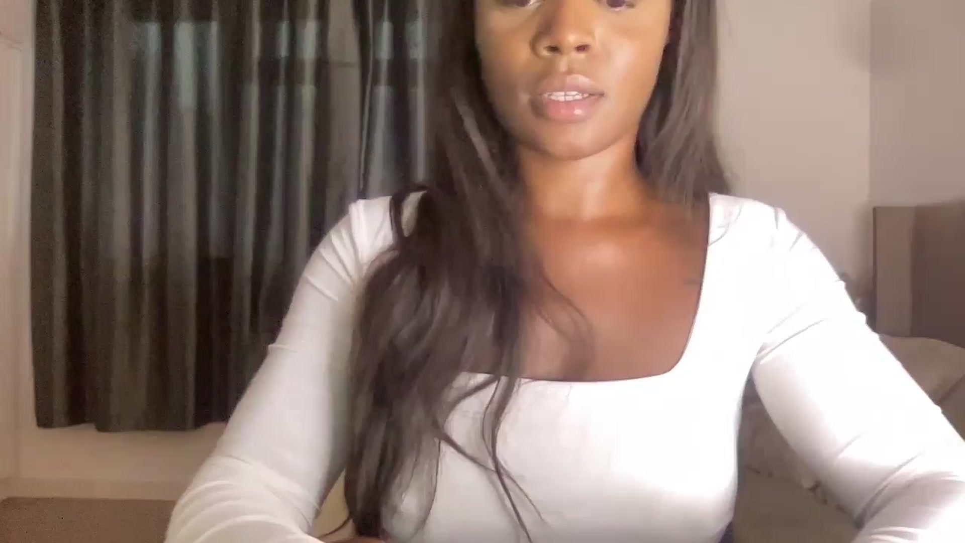 Gallery image thumbnail from SweetXEbony1's myfreecams stream on, 09/23/2024, 08:08 image 17 of 20