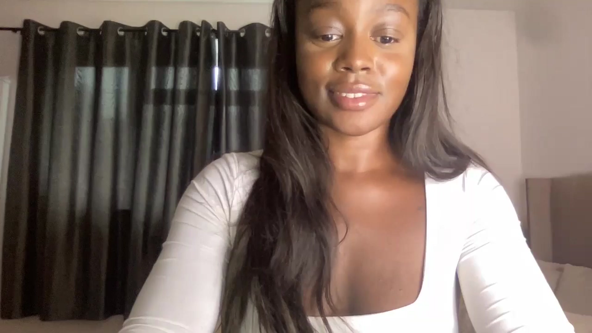 Gallery image thumbnail from SweetXEbony1's myfreecams stream on, 09/23/2024, 09:53 image 8 of 20