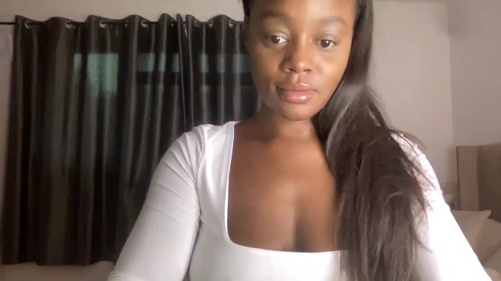 Gallery image thumbnail from SweetXEbony1's myfreecams stream on, 10/11/2024, 06:56 image 6 of 20