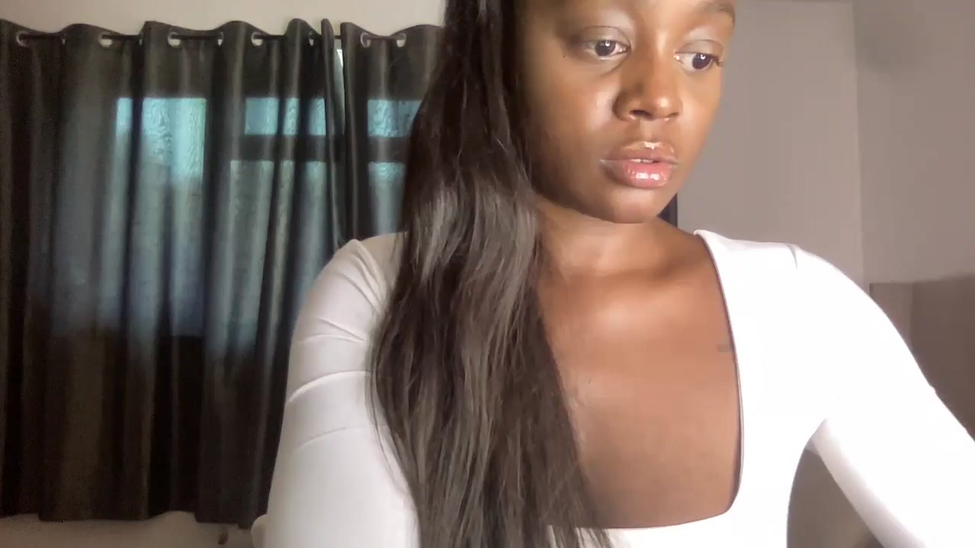 Gallery image thumbnail from SweetXEbony1's myfreecams stream on, 10/11/2024, 08:17 image 10 of 20
