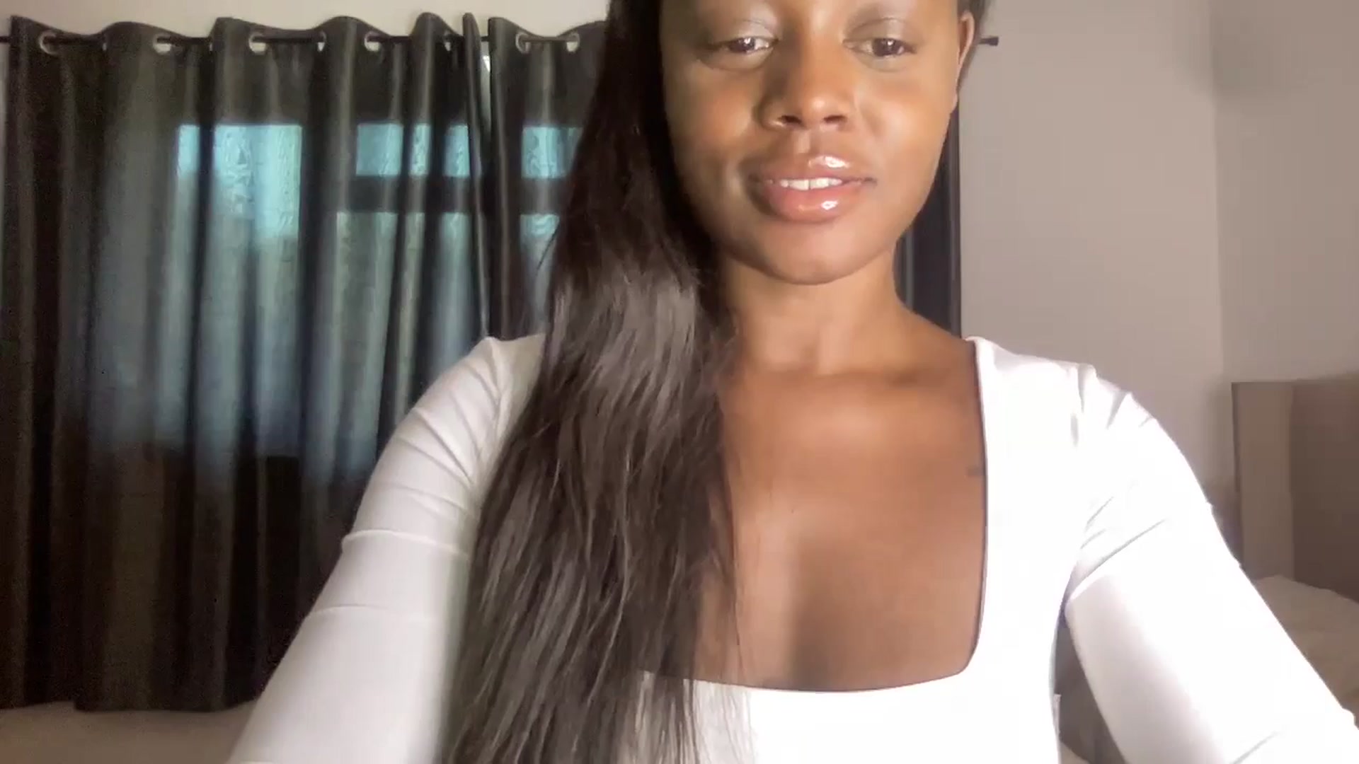 Gallery image thumbnail from SweetXEbony1's myfreecams stream on, 10/11/2024, 08:17 image 8 of 20