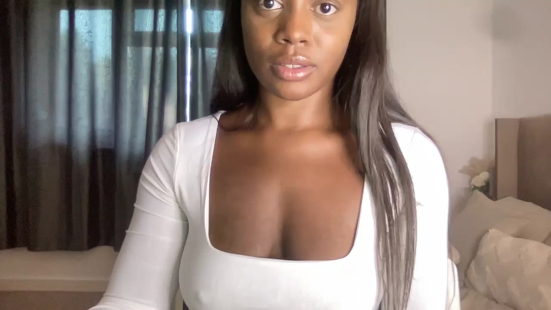 Gallery image thumbnail from SweetXEbony1's myfreecams stream on, 10/11/2024, 10:25 image 17 of 20