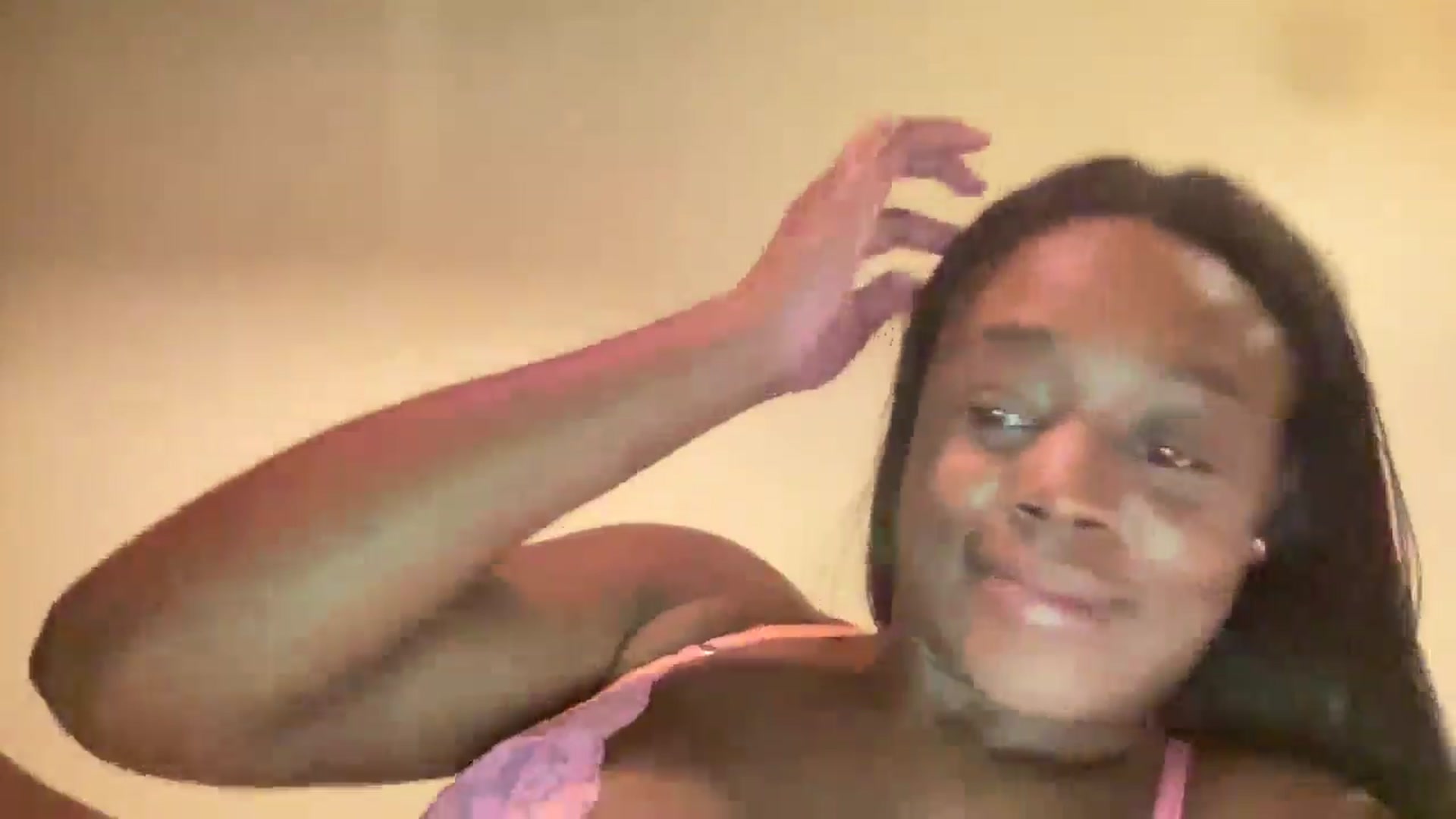 Gallery image thumbnail from SweetXEbony1's myfreecams stream on, 10/18/2024, 13:12 image 20 of 20