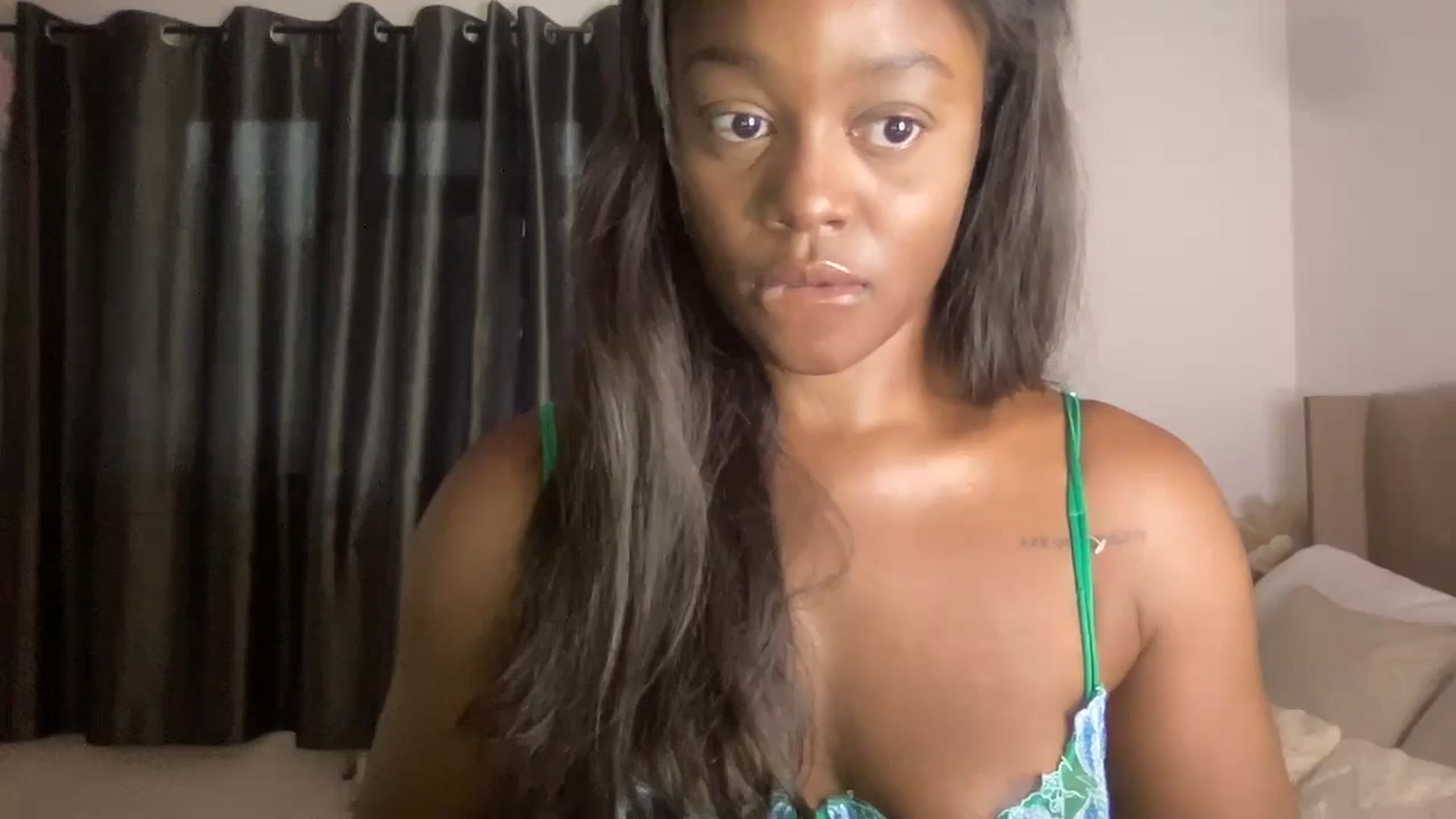 Gallery image thumbnail from SweetXEbony1's myfreecams stream on, 10/30/2024, 08:19 image 15 of 20
