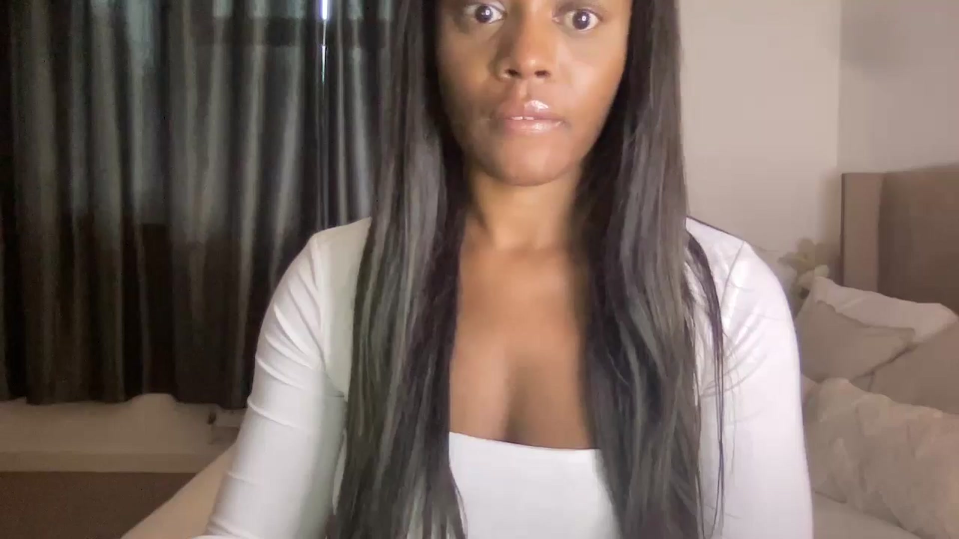 Gallery image thumbnail from SweetXEbony1's myfreecams stream on, 11/06/2024, 14:23 image 13 of 20