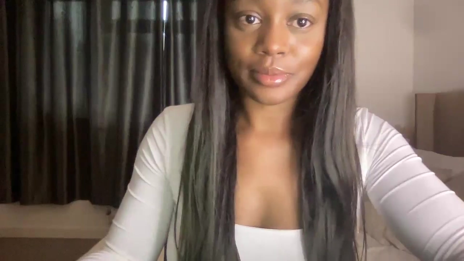 Gallery image thumbnail from SweetXEbony1's myfreecams stream on, 11/06/2024, 14:23 image 15 of 20