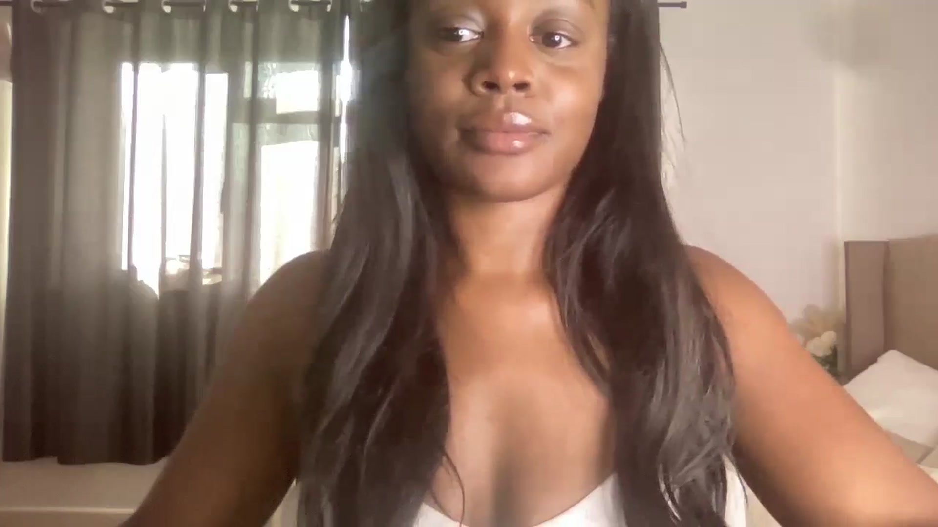 Gallery image thumbnail from SweetXEbony1's myfreecams stream on, 11/11/2024, 12:06 image 18 of 20