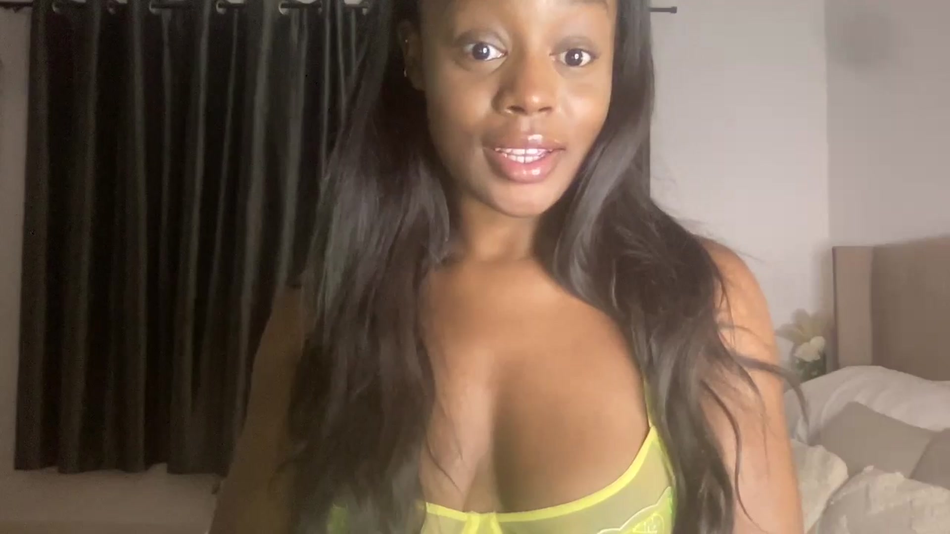 Gallery image thumbnail from SweetXEbony1's myfreecams stream on, 11/13/2024, 07:44 image 2 of 20