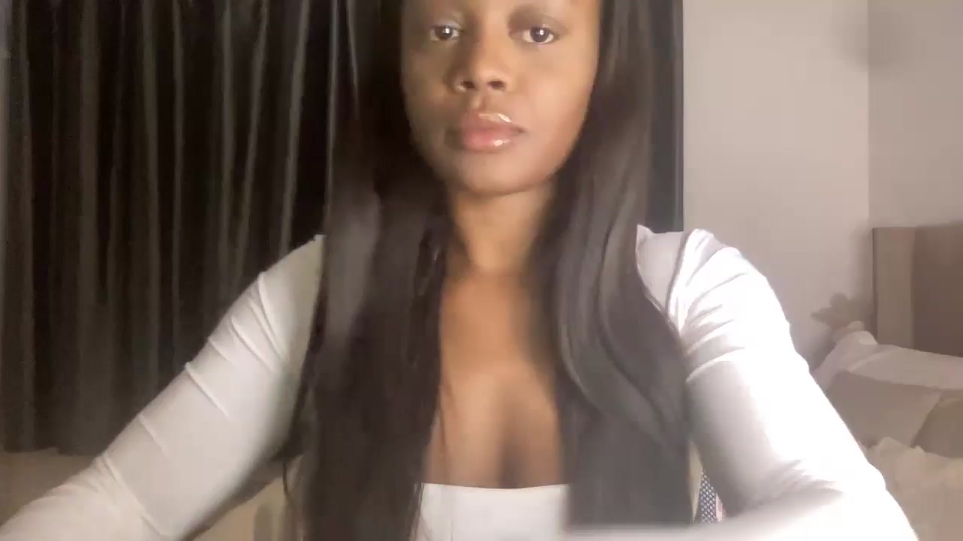 Gallery image thumbnail from SweetXEbony1's myfreecams stream on, 11/15/2024, 07:17 image 1 of 20