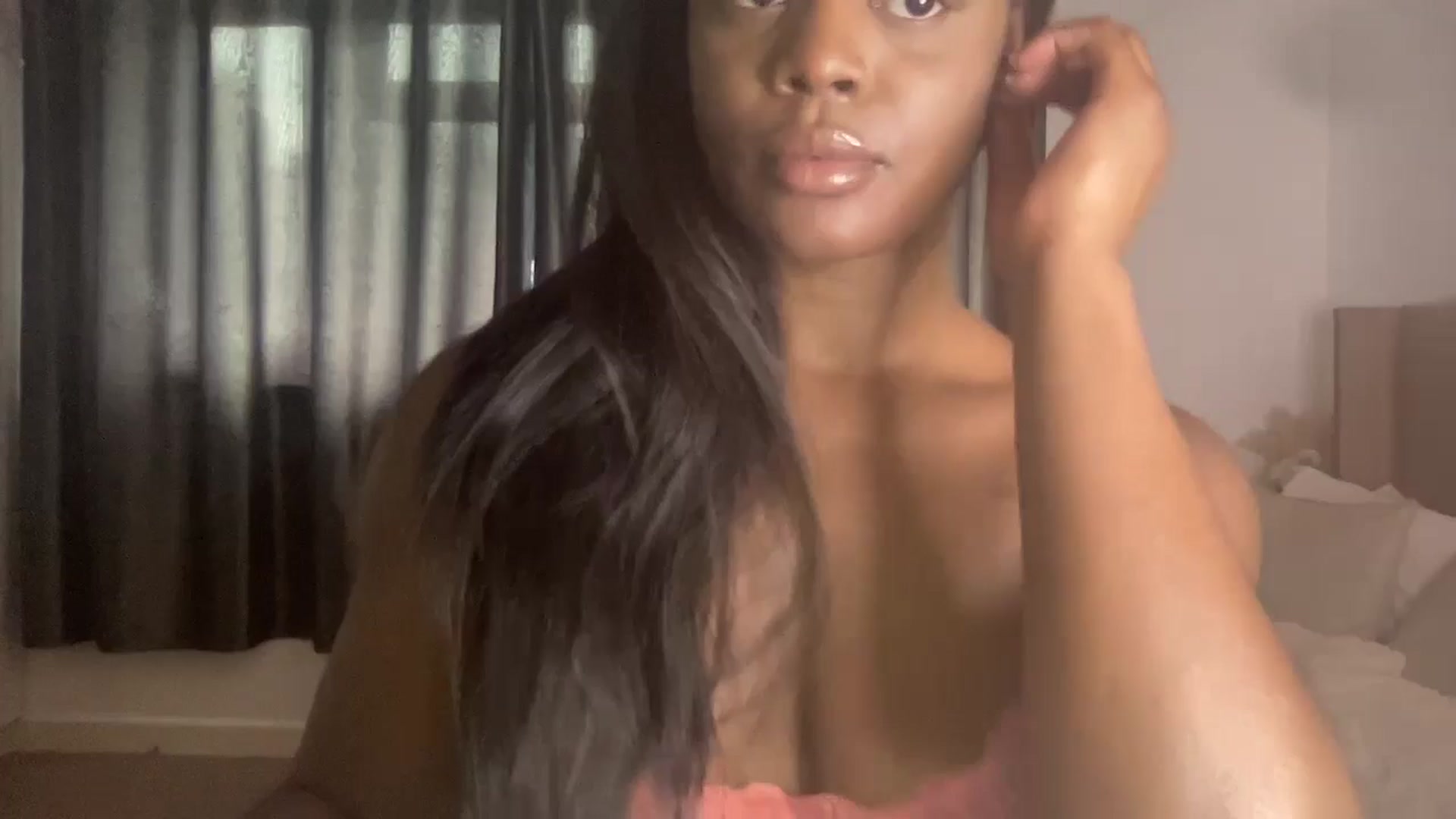 Gallery image thumbnail from SweetXEbony1's myfreecams stream on, 11/18/2024, 11:17 image 20 of 20