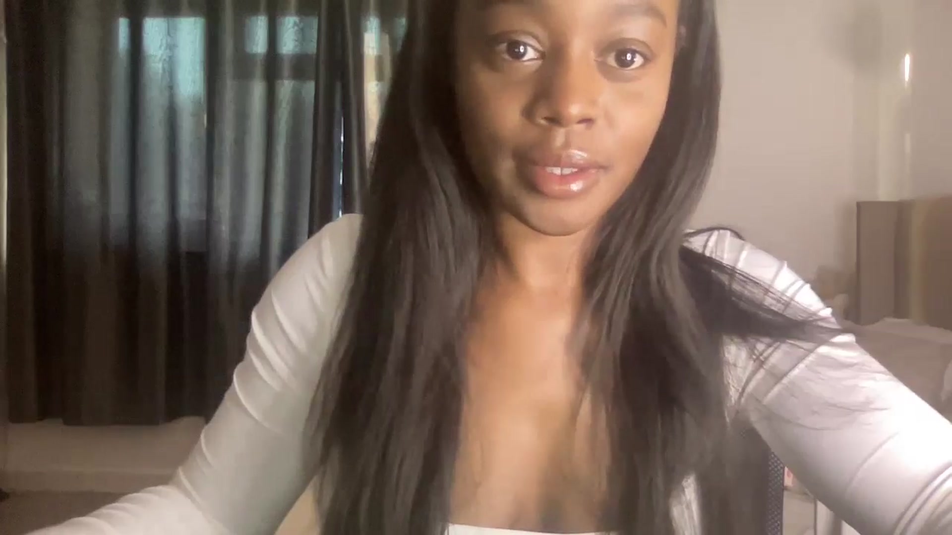 Gallery image thumbnail from SweetXEbony1's myfreecams stream on, 11/26/2024, 09:47 image 8 of 20