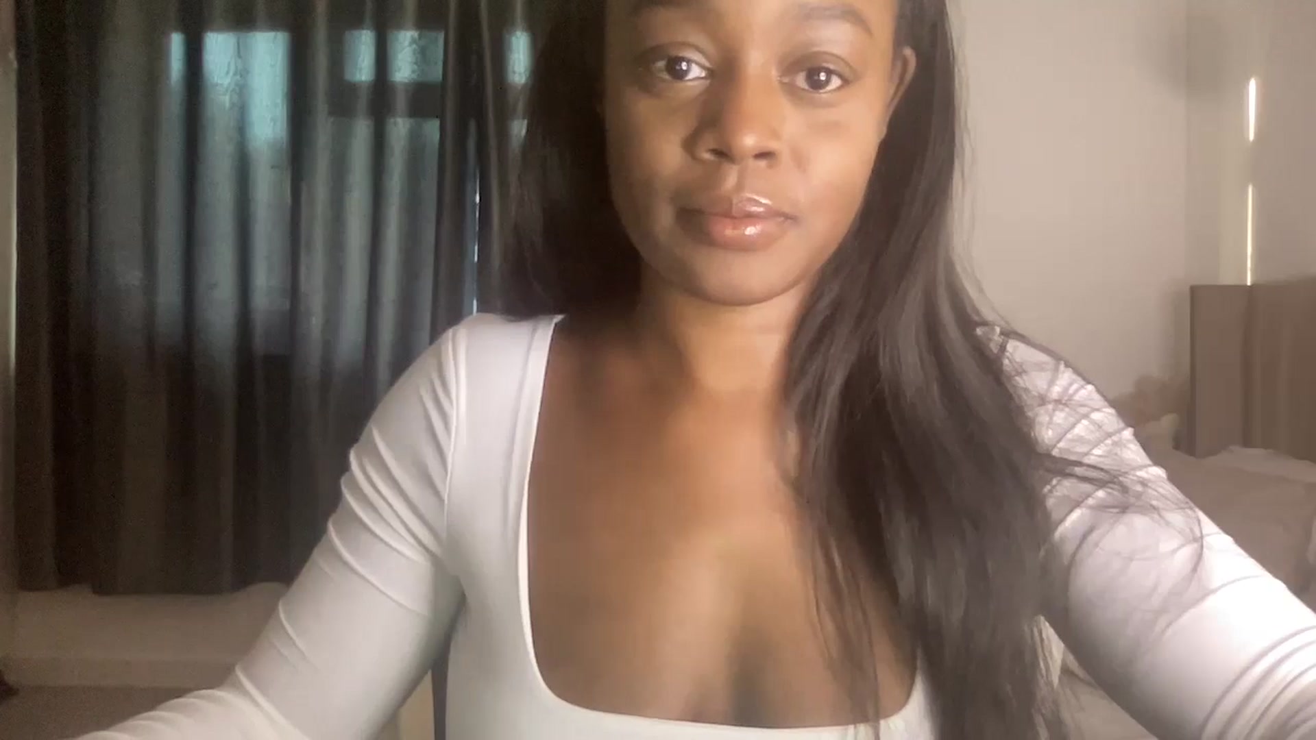 Gallery image thumbnail from SweetXEbony1's myfreecams stream on, 11/26/2024, 09:47 image 2 of 20