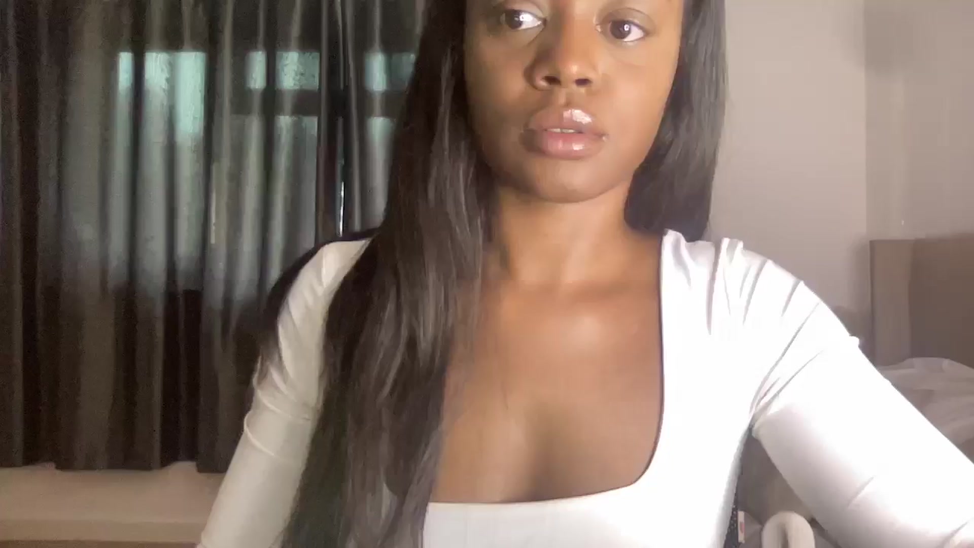 Gallery image thumbnail from SweetXEbony1's myfreecams stream on, 12/04/2024, 09:13 image 2 of 20