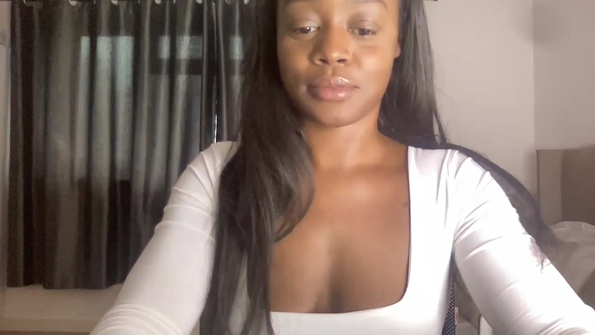 Gallery image thumbnail from SweetXEbony1's myfreecams stream on, 12/04/2024, 10:08 image 19 of 20