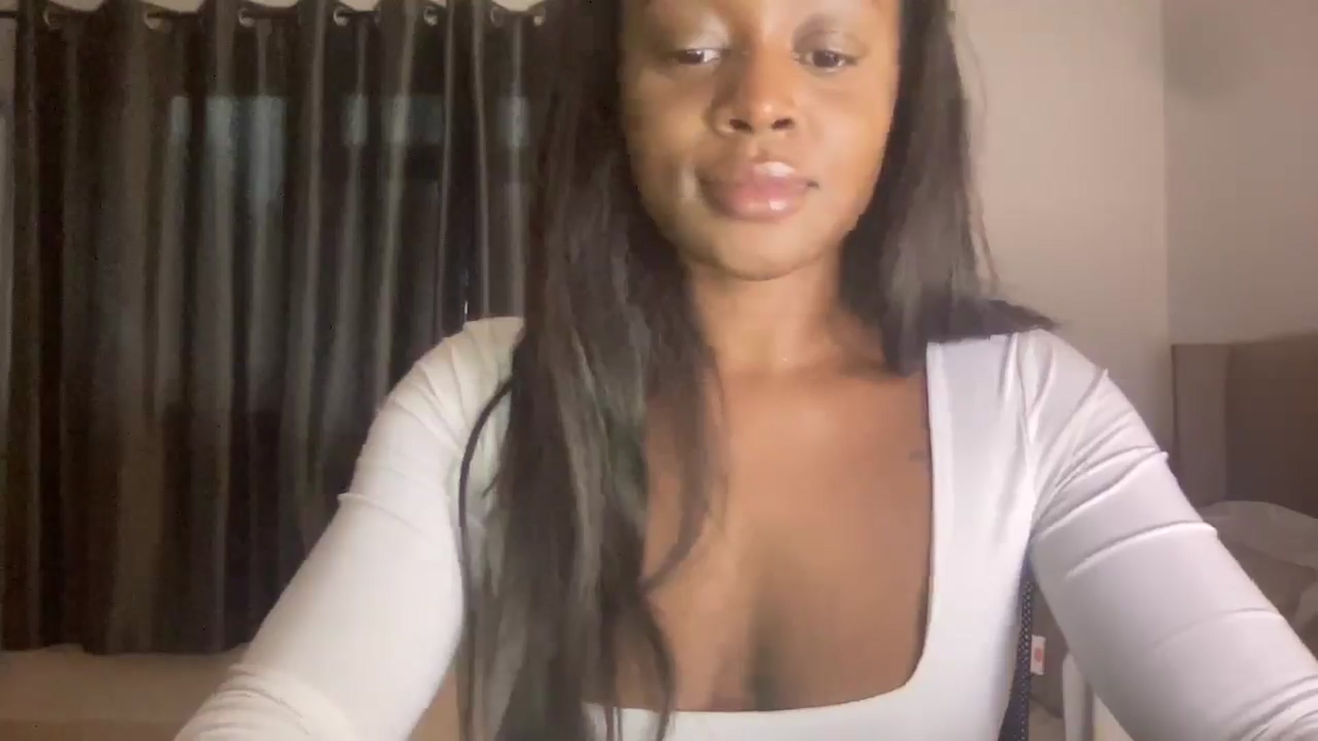 Gallery image thumbnail from SweetXEbony1's myfreecams stream on, 12/04/2024, 14:42 image 14 of 20