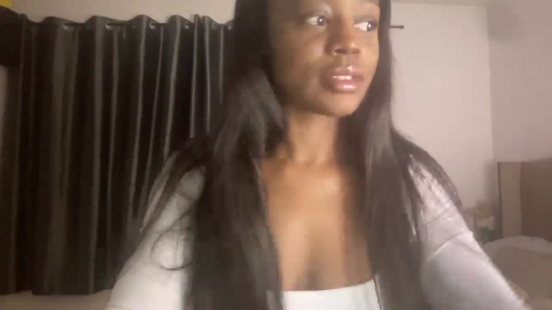 Gallery image thumbnail from SweetXEbony1's myfreecams stream on, 01/20/2025, 06:34 image 3 of 20