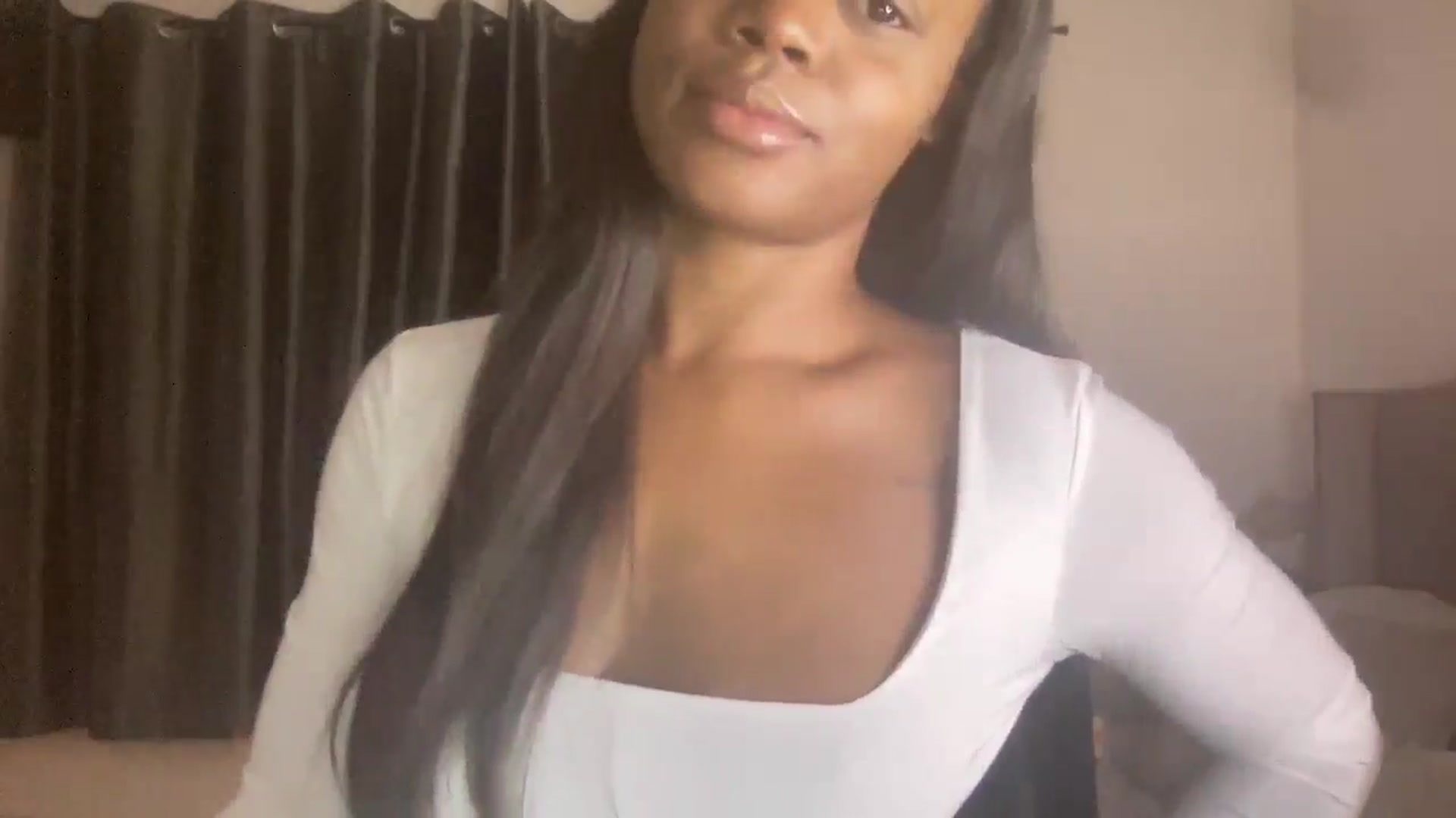 Gallery image thumbnail from SweetXEbony1's myfreecams stream on, 01/20/2025, 06:34 image 19 of 20