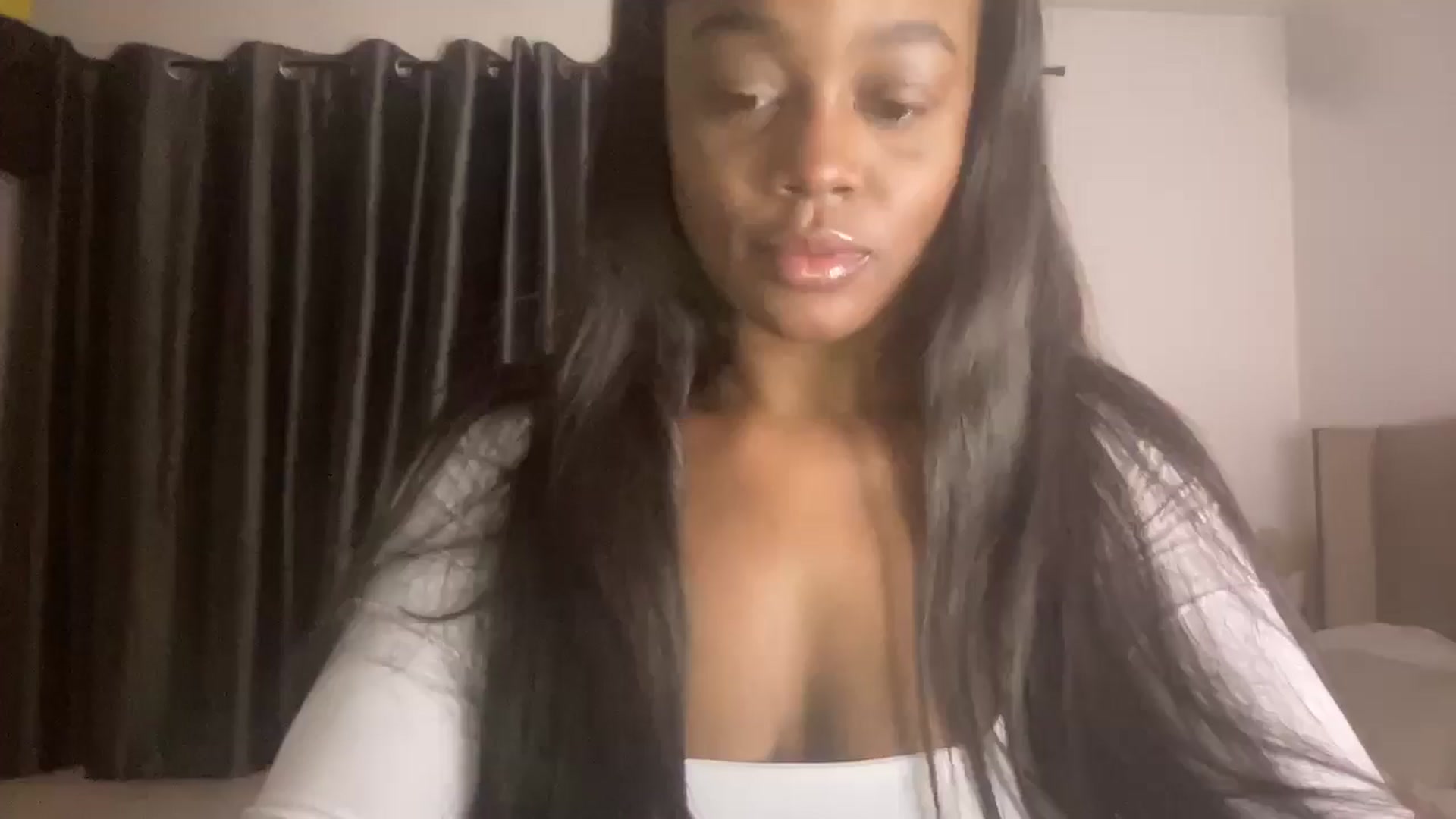 Gallery image thumbnail from SweetXEbony1's myfreecams stream on, 01/20/2025, 06:34 image 2 of 20