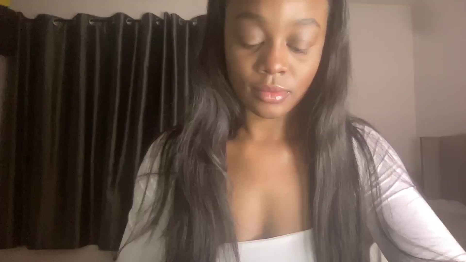 Gallery image thumbnail from SweetXEbony1's myfreecams stream on, 01/20/2025, 06:34 image 5 of 20