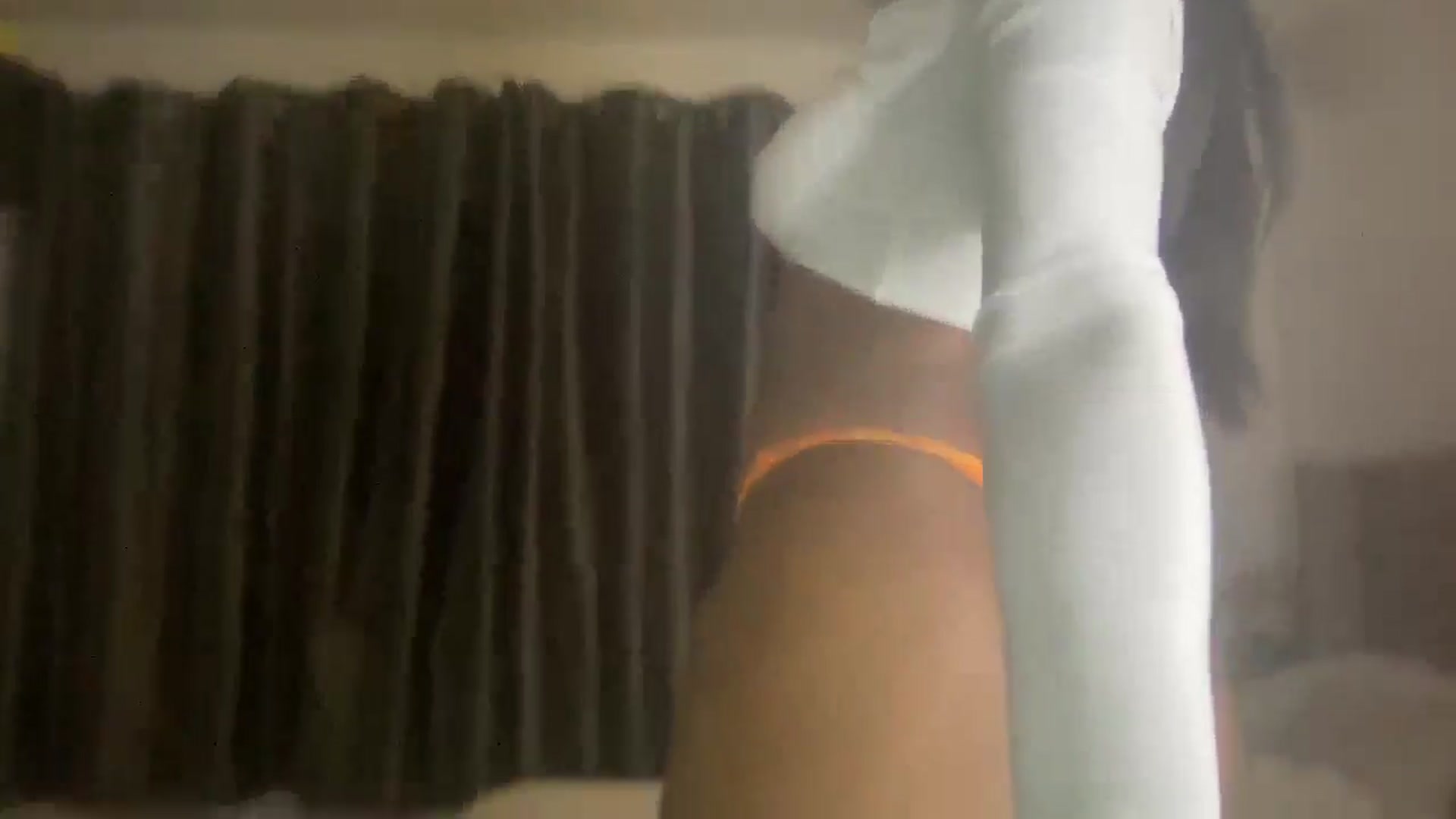 Gallery image thumbnail from SweetXEbony1's myfreecams stream on, 01/20/2025, 06:34 image 13 of 20