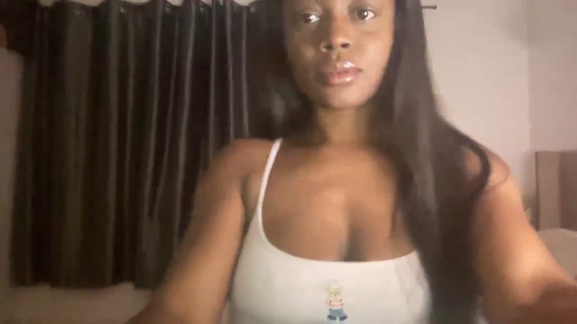 Gallery image thumbnail from SweetXEbony1's myfreecams stream on, 01/21/2025, 06:32 image 15 of 20