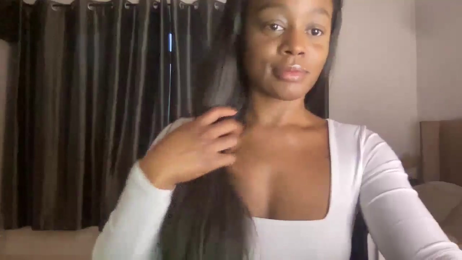 Gallery image thumbnail from SweetXEbony1's myfreecams stream on, 01/22/2025, 08:25 image 7 of 20