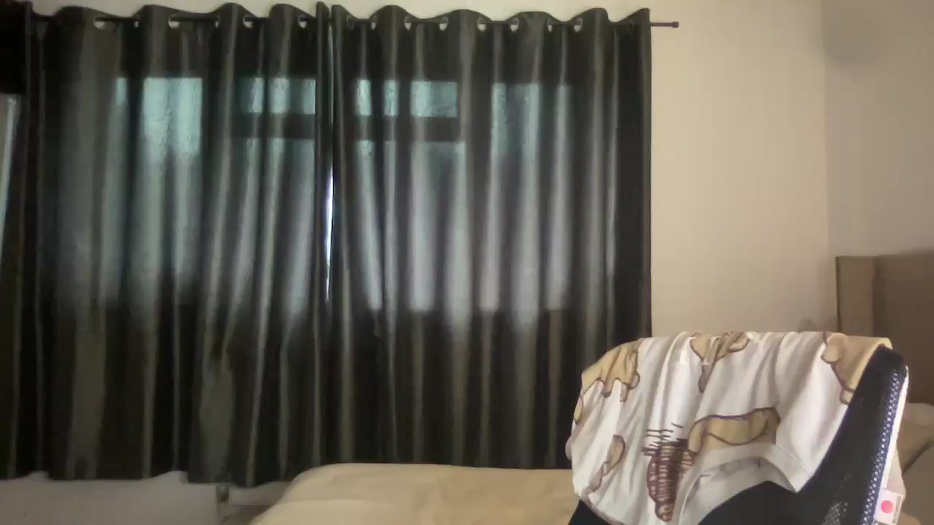 Gallery image thumbnail from SweetXEbony1's myfreecams stream on, 01/31/2025, 09:19 image 4 of 20