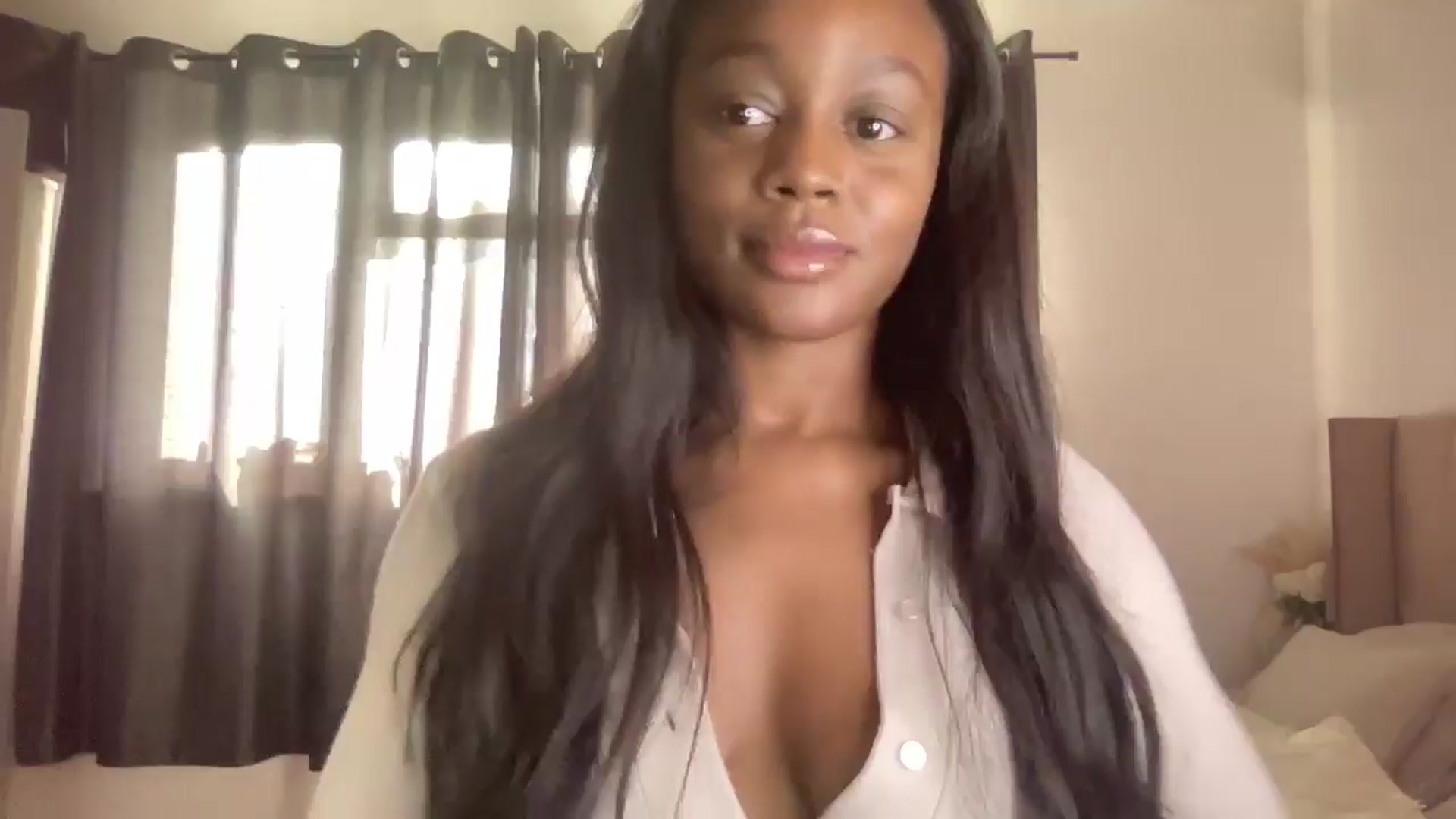 Gallery image thumbnail from SweetXEbony1's myfreecams stream on, 02/03/2025, 13:43 image 6 of 20