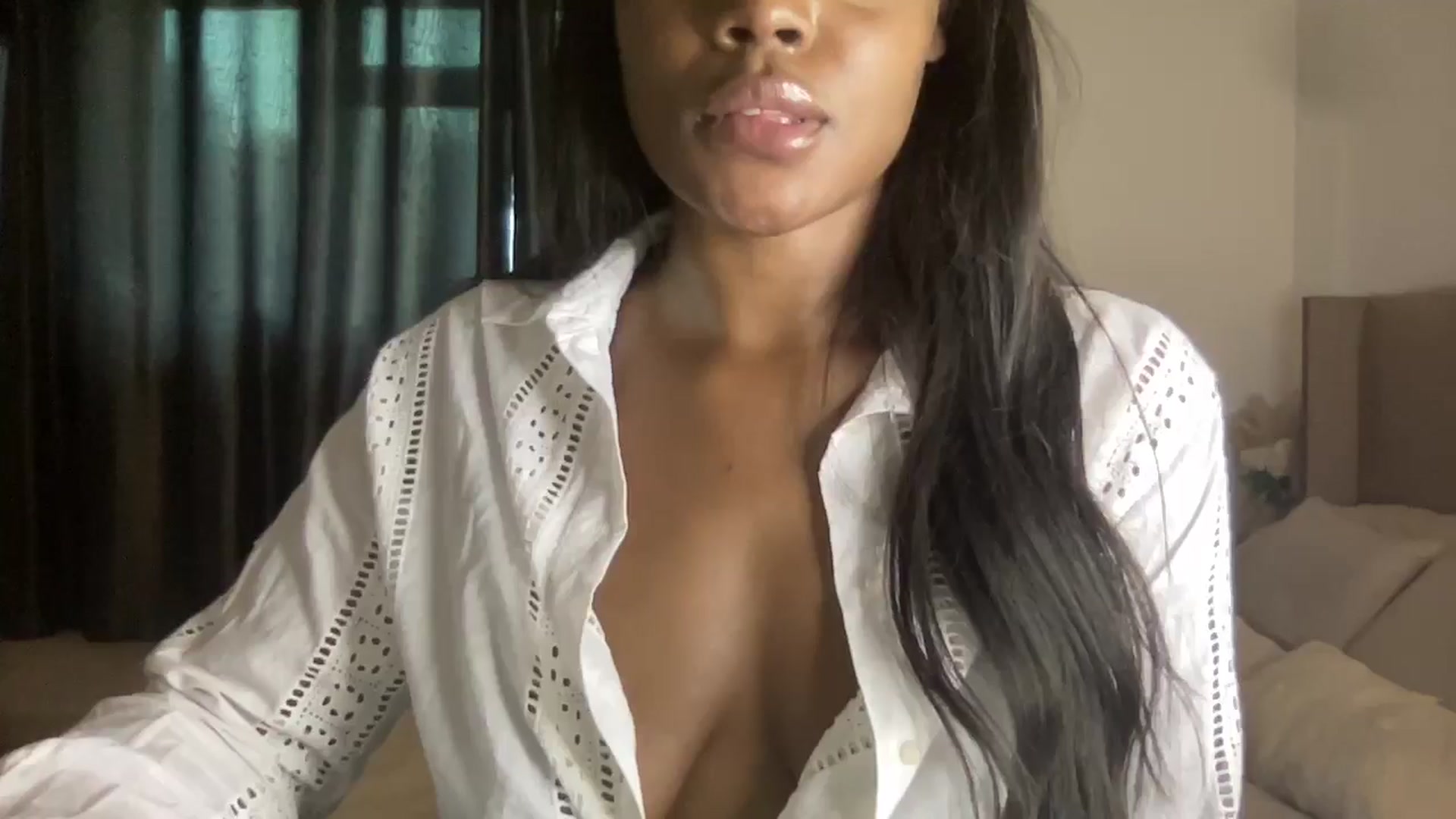 Gallery image thumbnail from SweetXEbony1's myfreecams stream on, 02/04/2025, 08:59 image 12 of 20