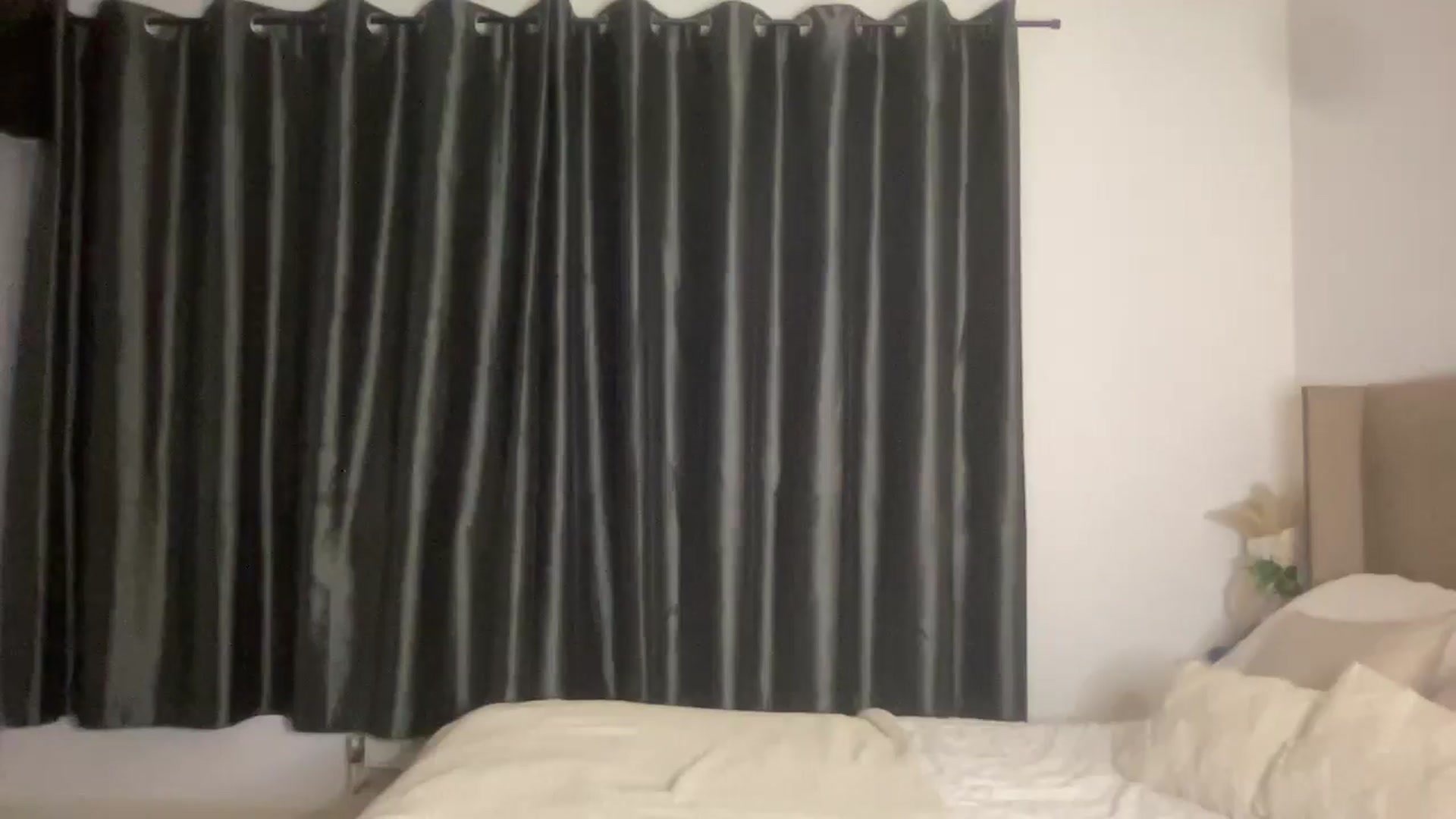 Gallery image thumbnail from SweetXEbony1's myfreecams stream on, 02/11/2025, 07:28 image 19 of 20