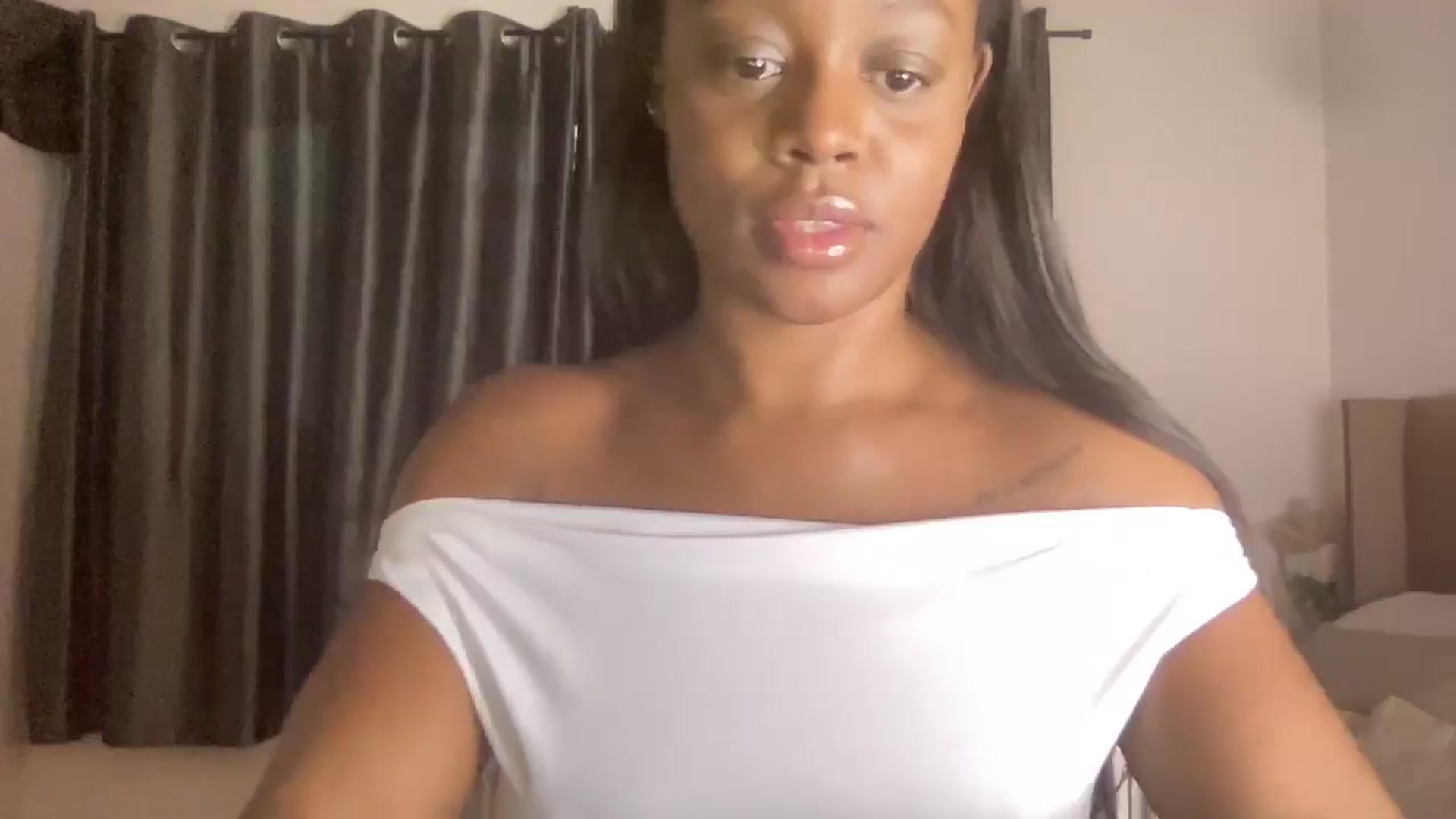 Gallery image thumbnail from SweetXEbony1's myfreecams stream on, 02/11/2025, 08:46 image 3 of 20