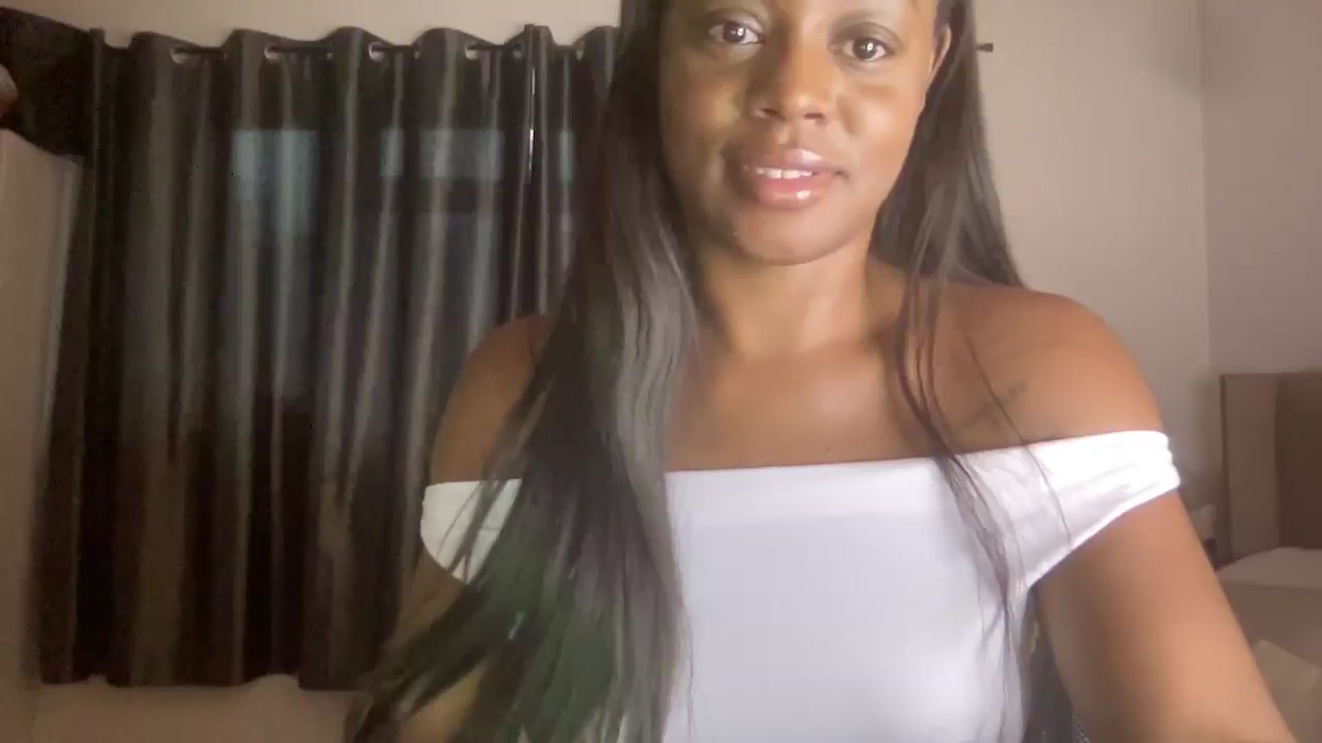 Gallery image thumbnail from SweetXEbony1's myfreecams stream on, 02/11/2025, 10:14 image 4 of 20