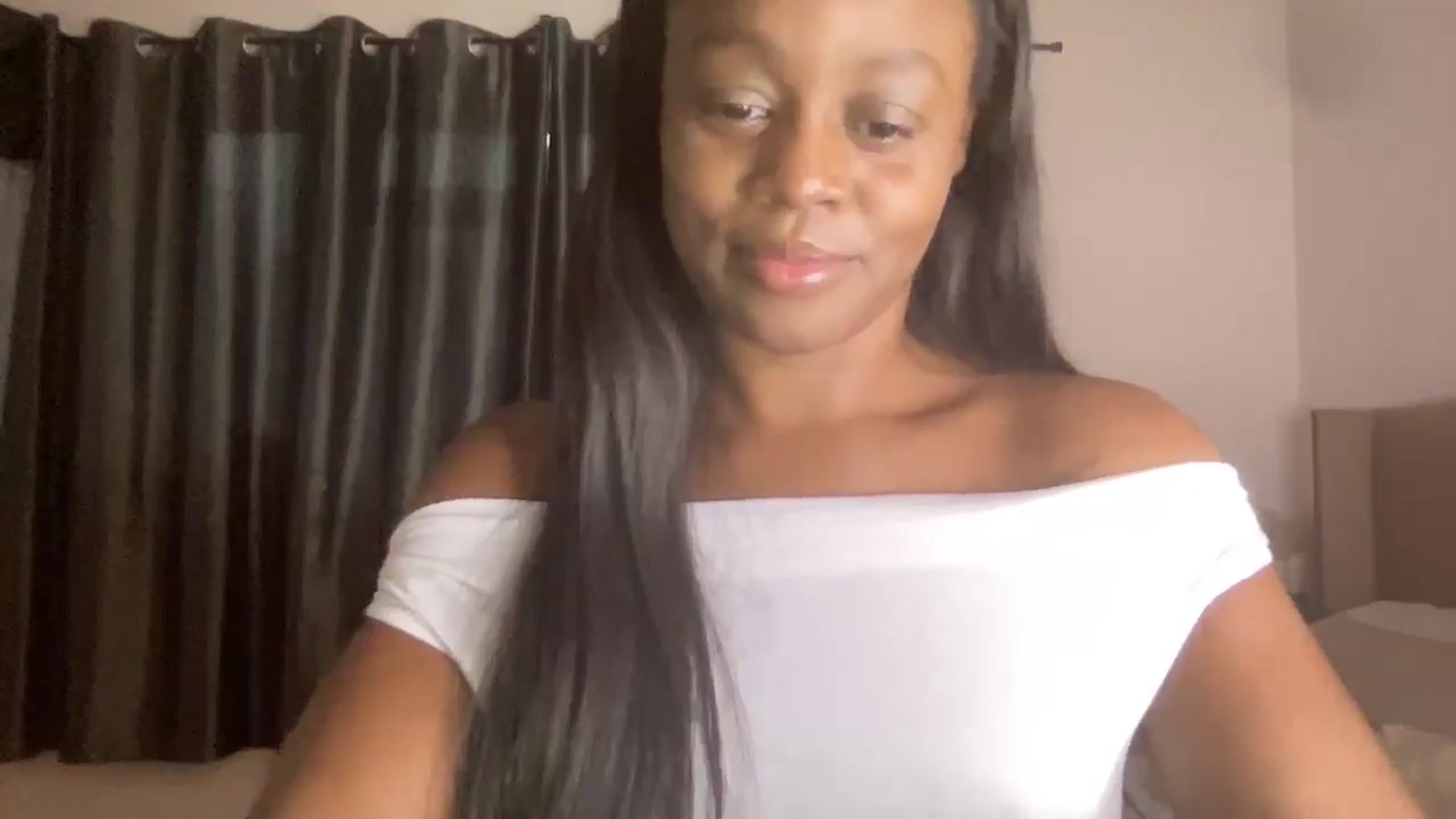 Gallery image thumbnail from SweetXEbony1's myfreecams stream on, 02/11/2025, 16:05 image 9 of 20