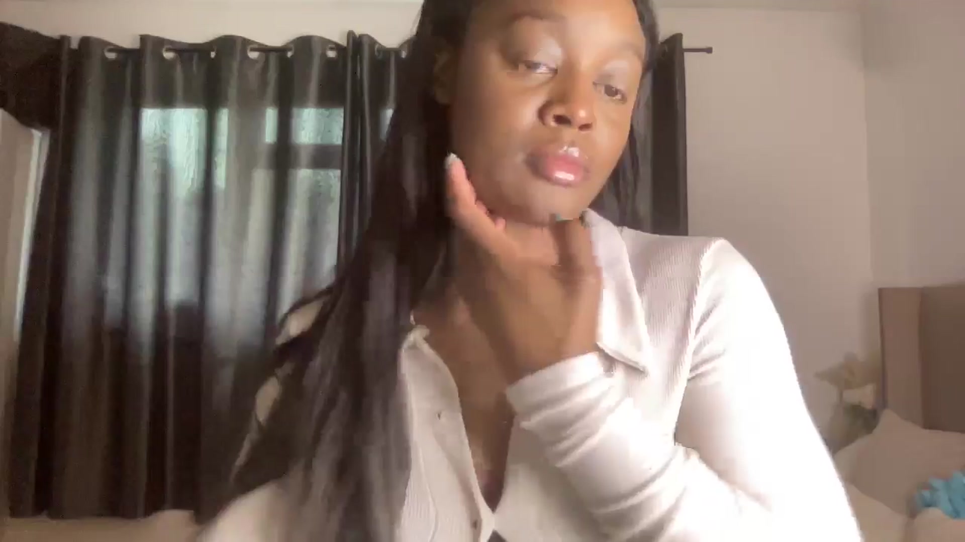 Gallery image thumbnail from SweetXEbony1's myfreecams stream on, 02/18/2025, 08:35 image 5 of 20