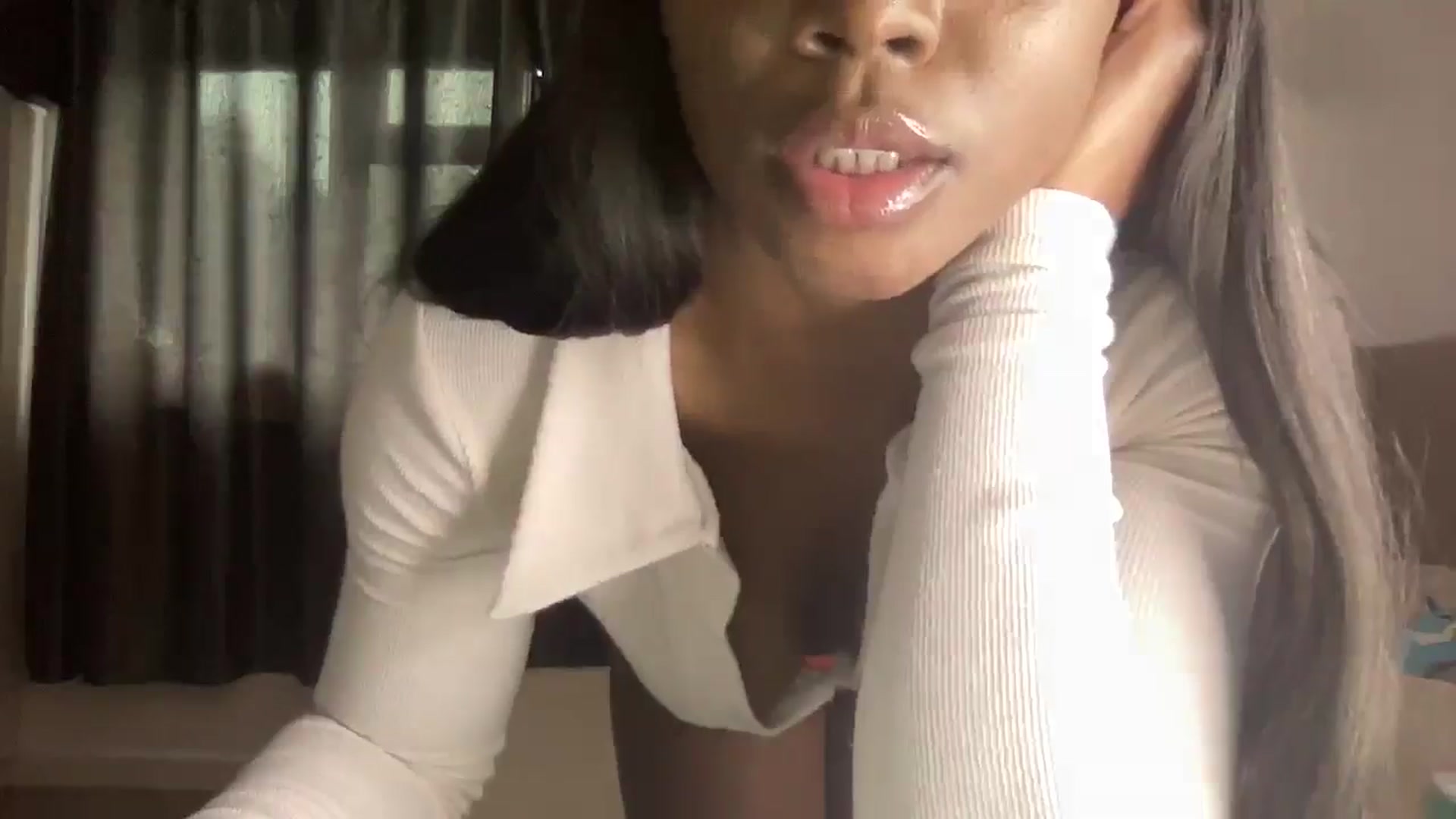 Gallery image thumbnail from SweetXEbony1's myfreecams stream on, 02/18/2025, 16:07 image 13 of 20